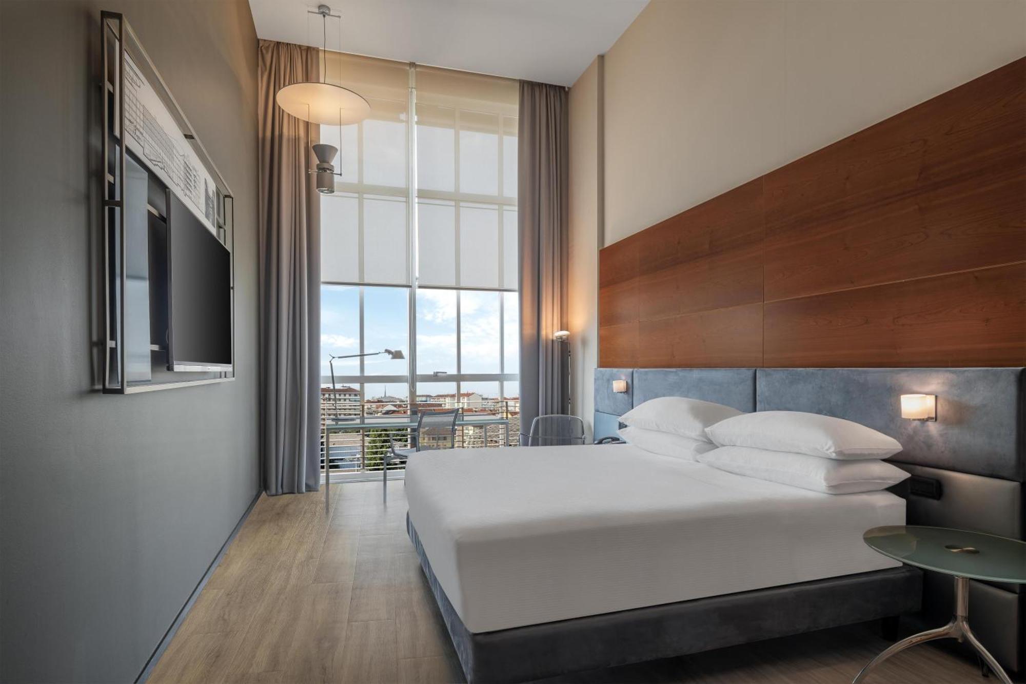 King Guest Room