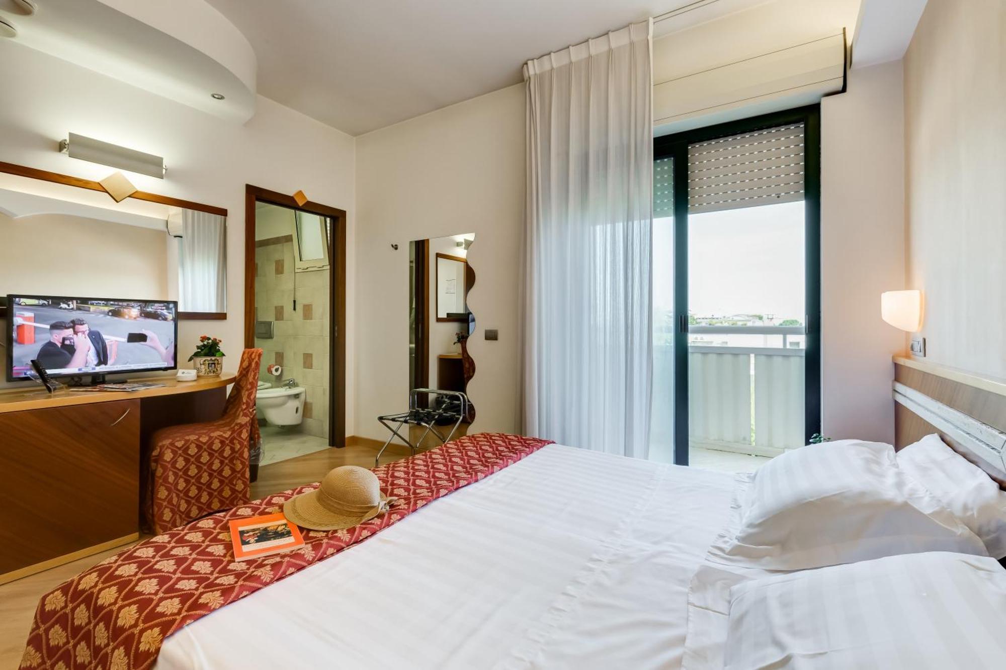 Superior Triple Room Sea View