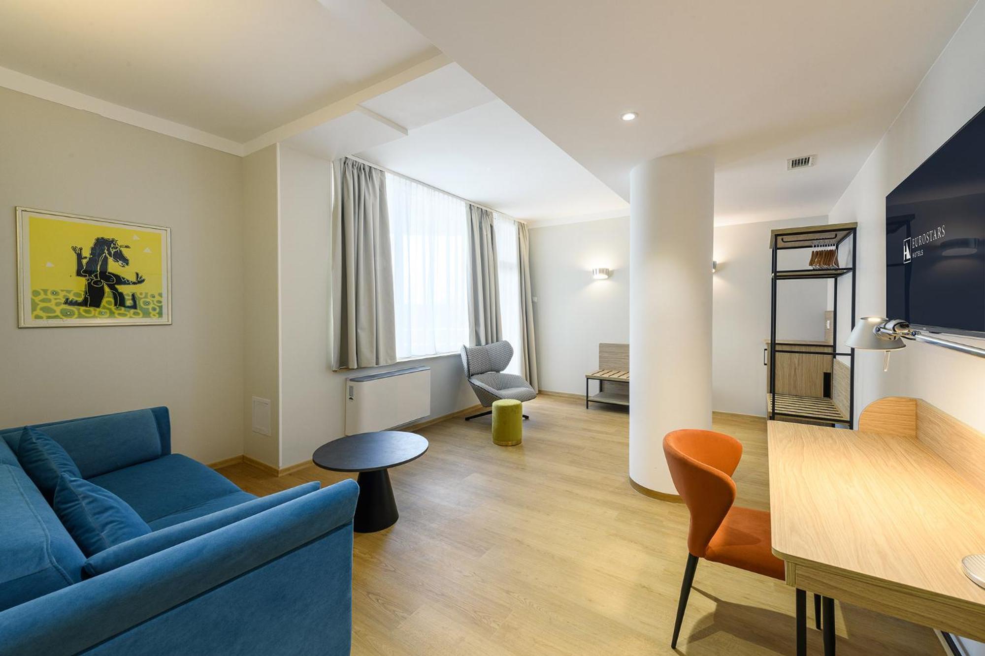 Executive Suite