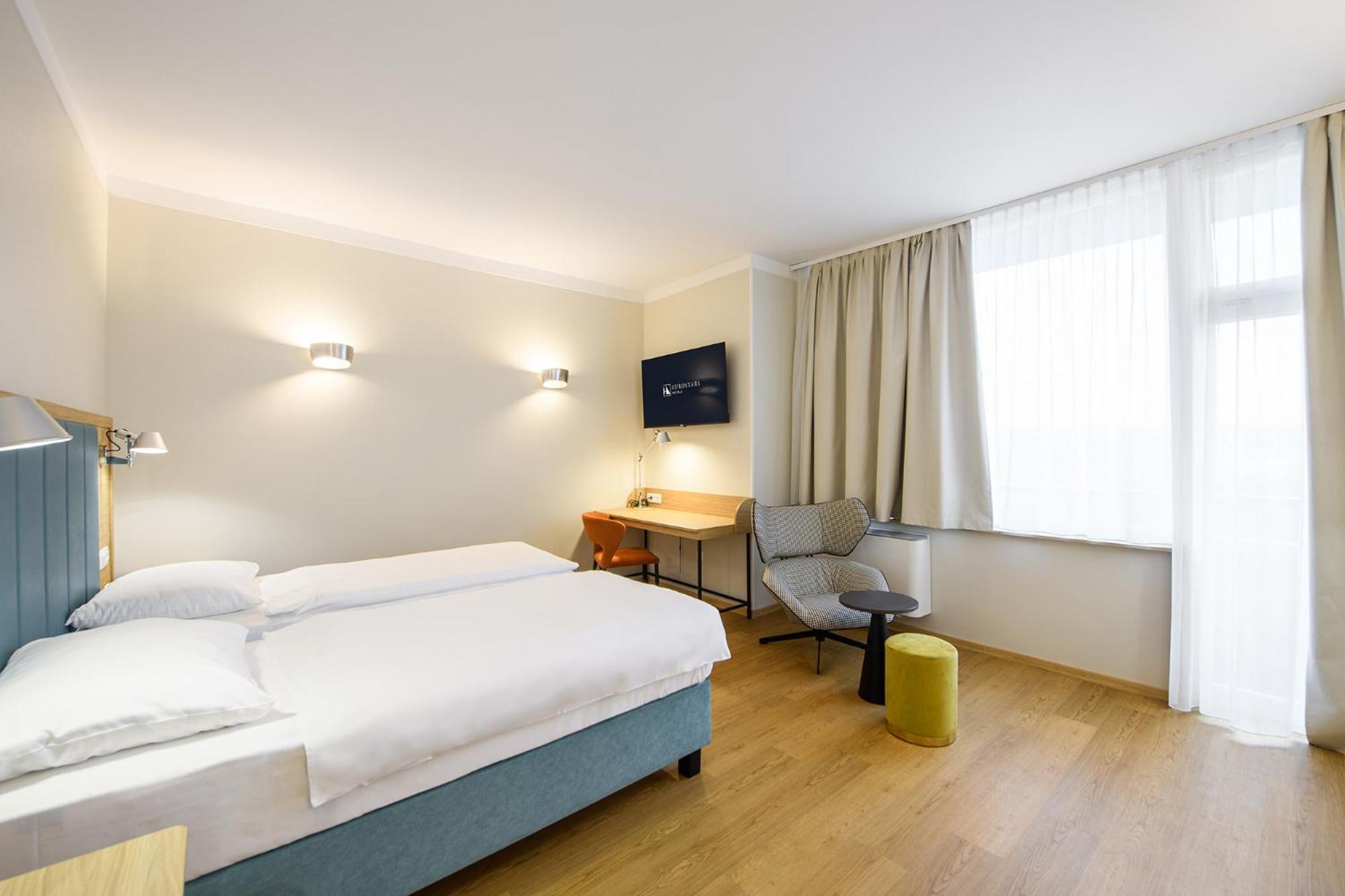 Superior Double or Twin Room Castle View