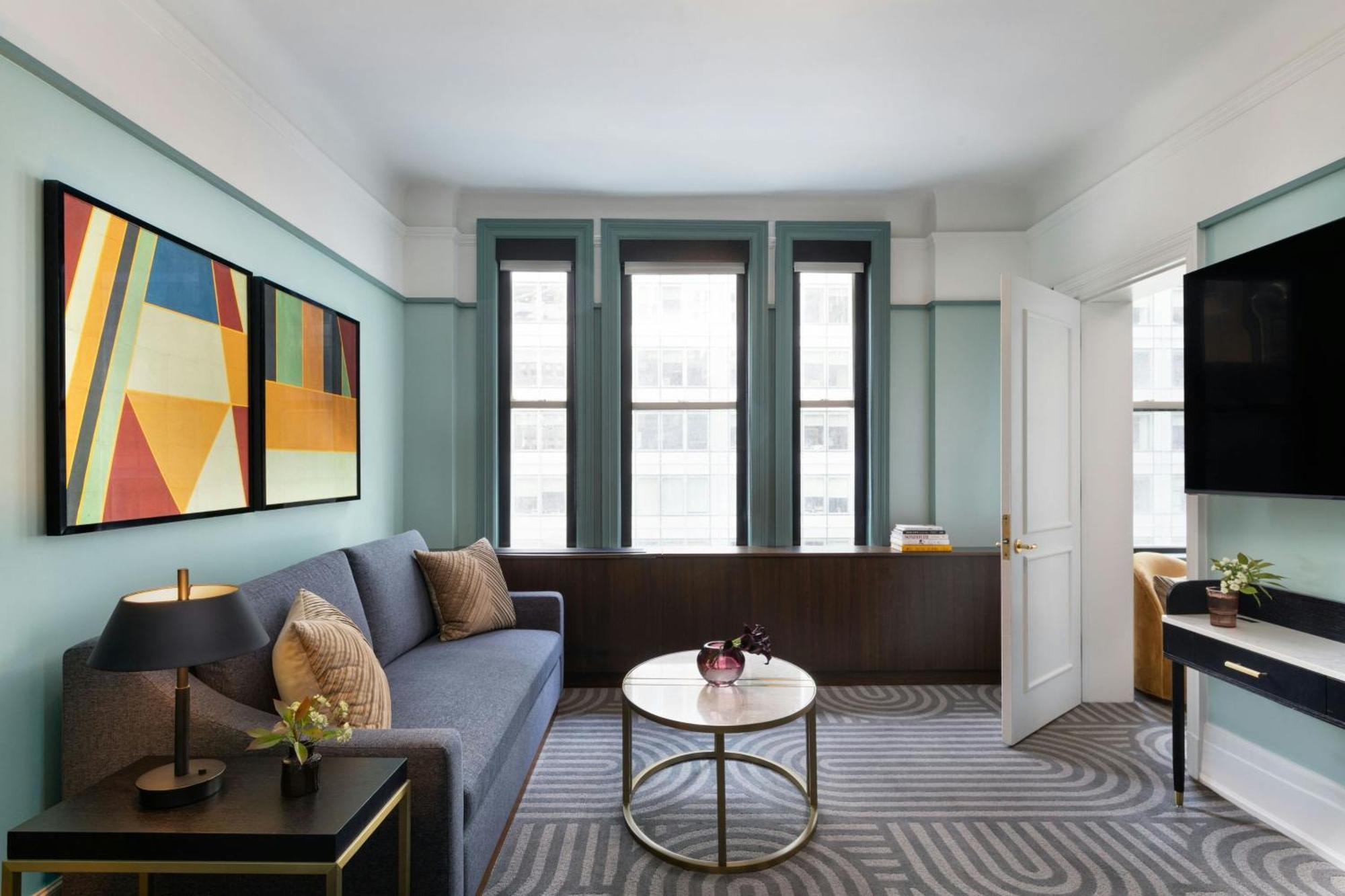 One-Bedroom King Suite Sofa Bed