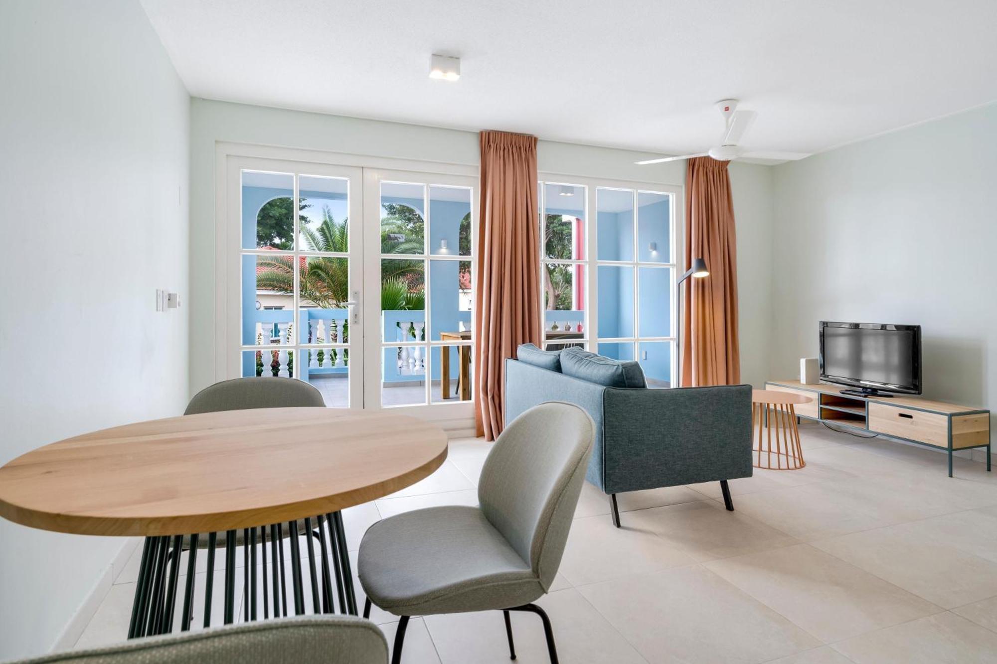 1 Bedroom Apartment