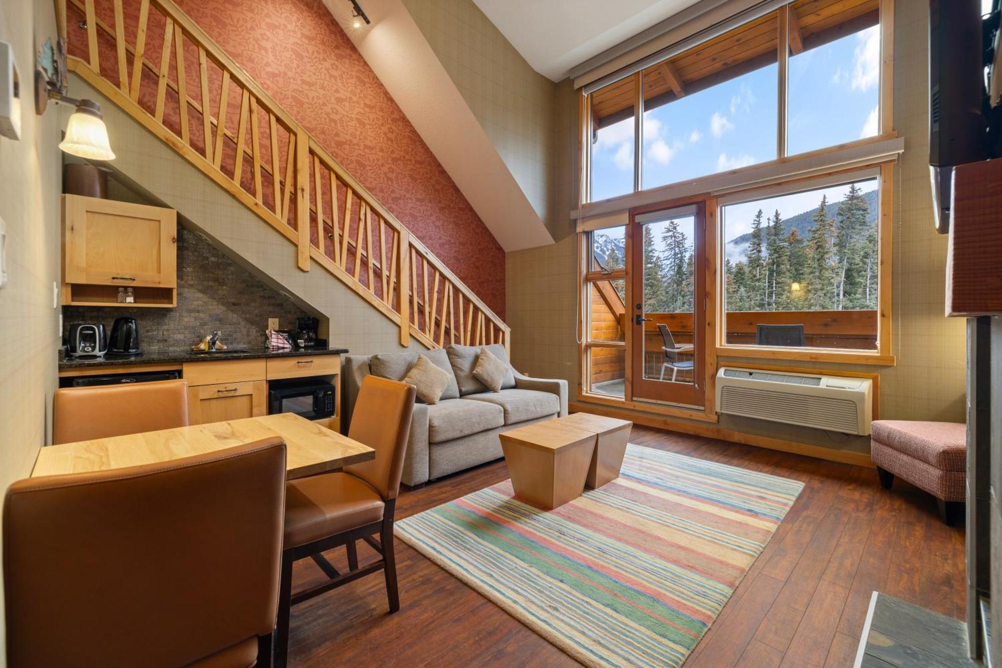 Premium King Loft Suite