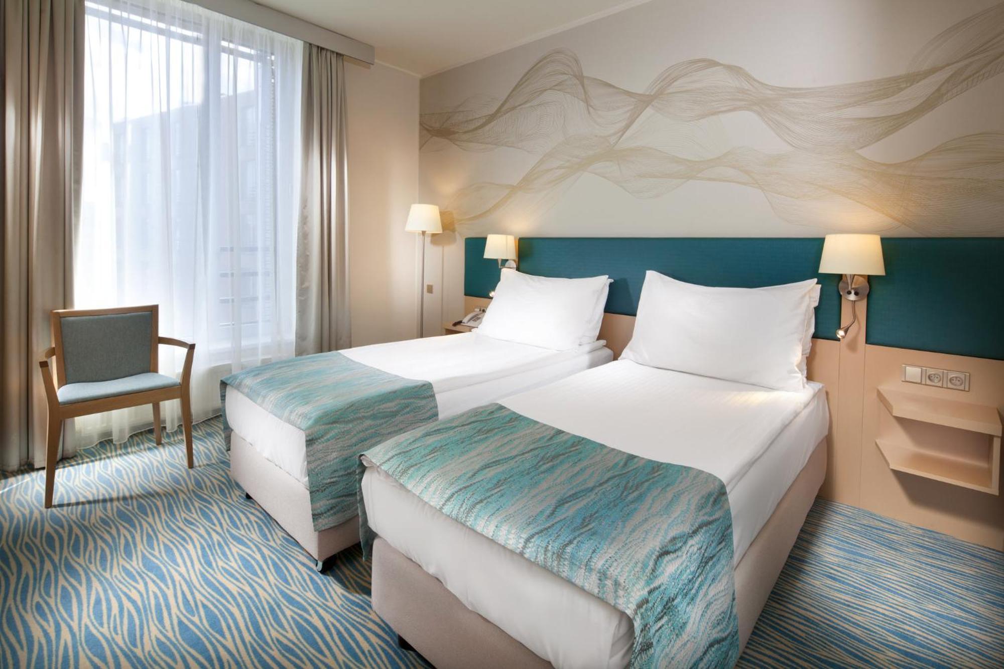 Standard Twin Room Two Twin Beds