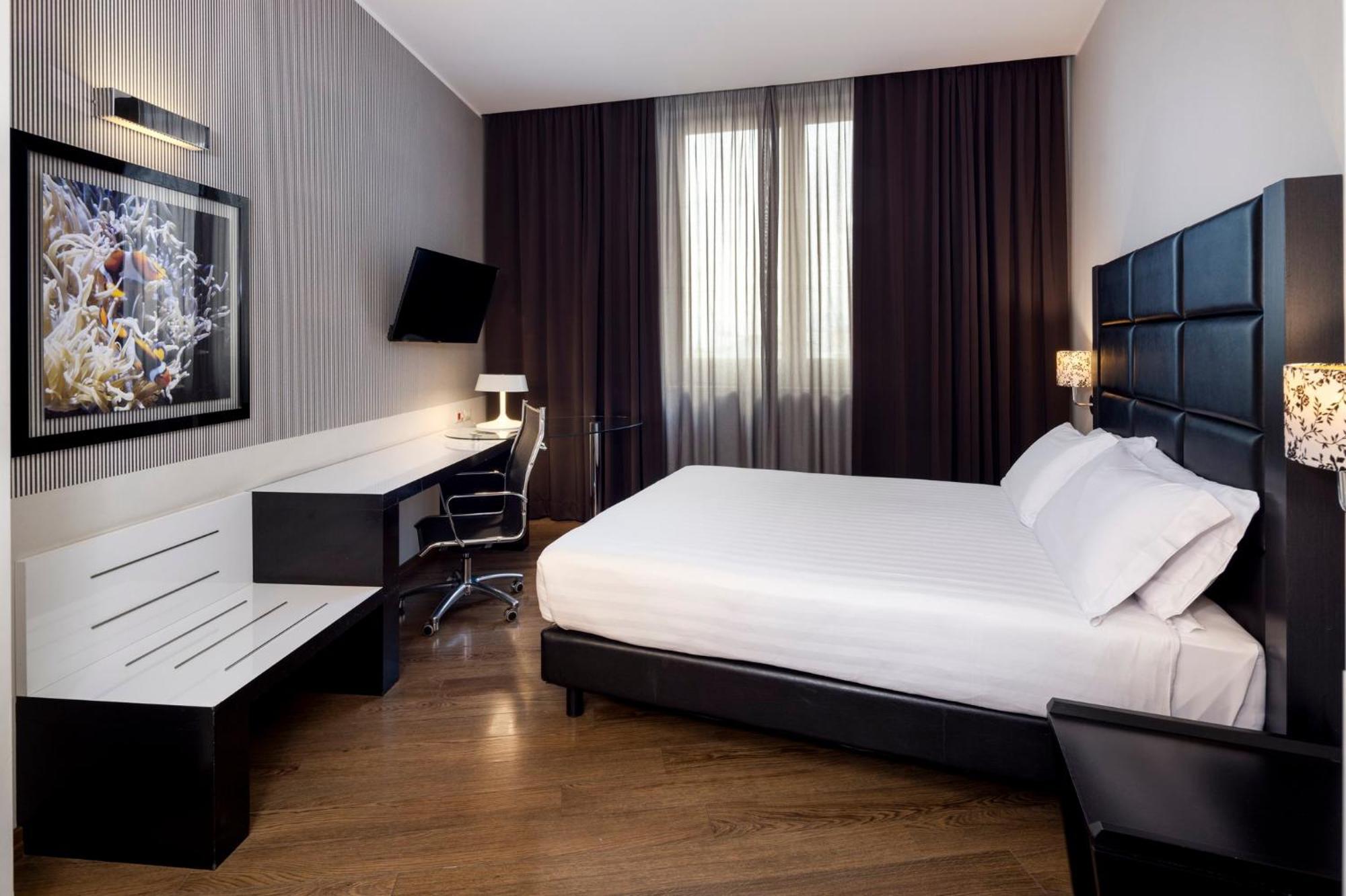 Premium King Room