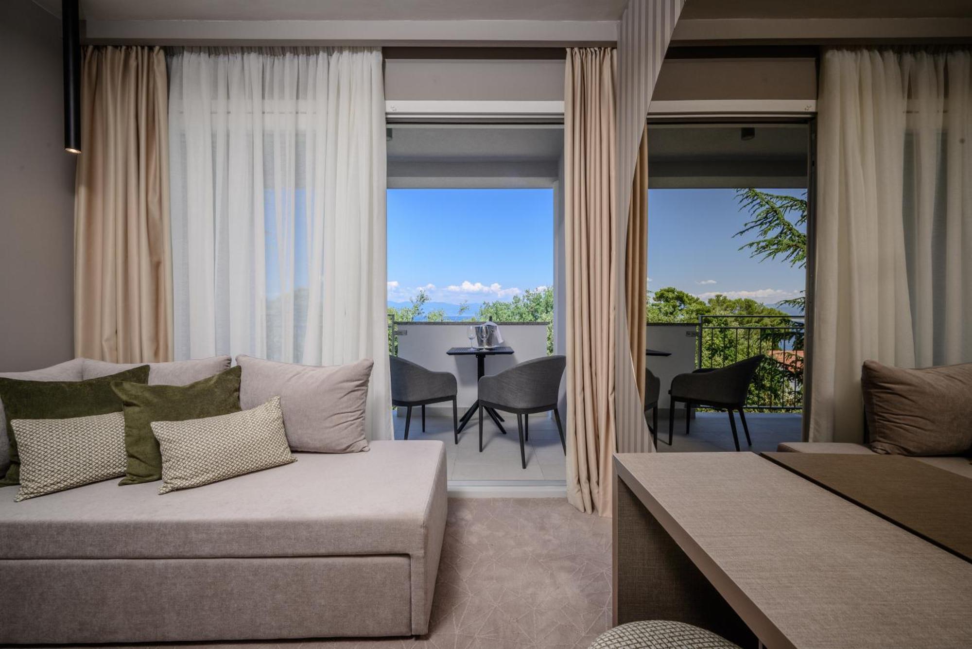Superior Double Room Balcony