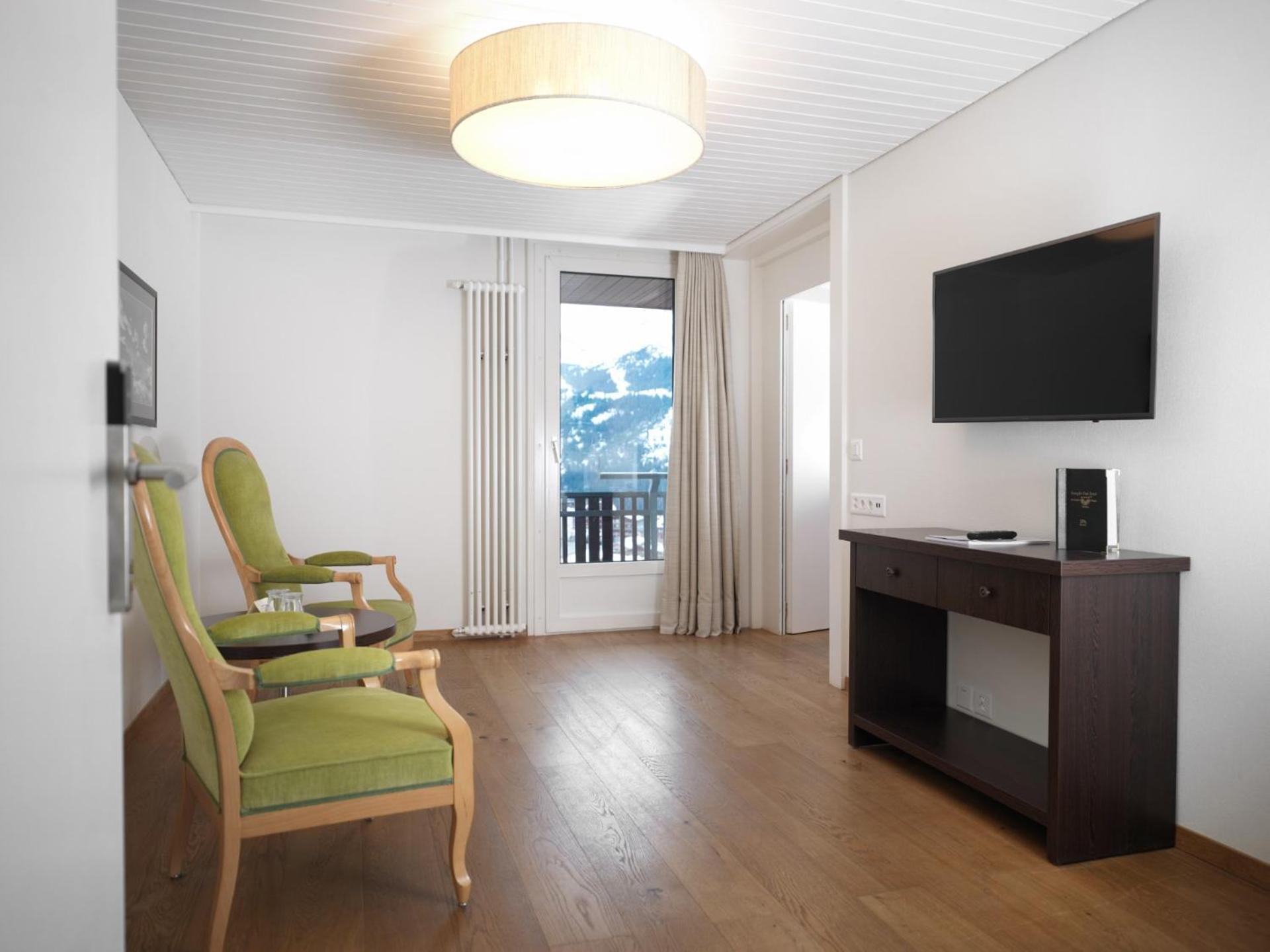 Junior Suite Mountain View Balcony
