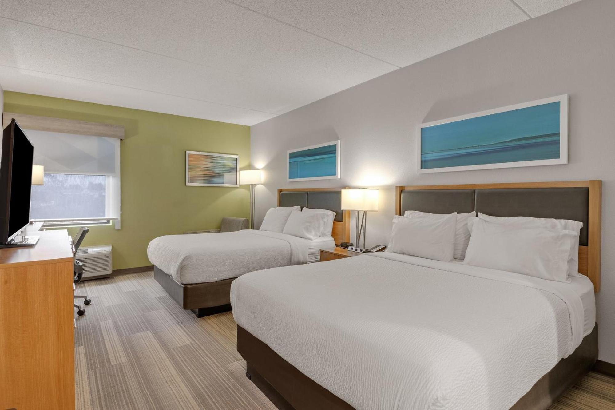 Standard Room Two Queen Beds
