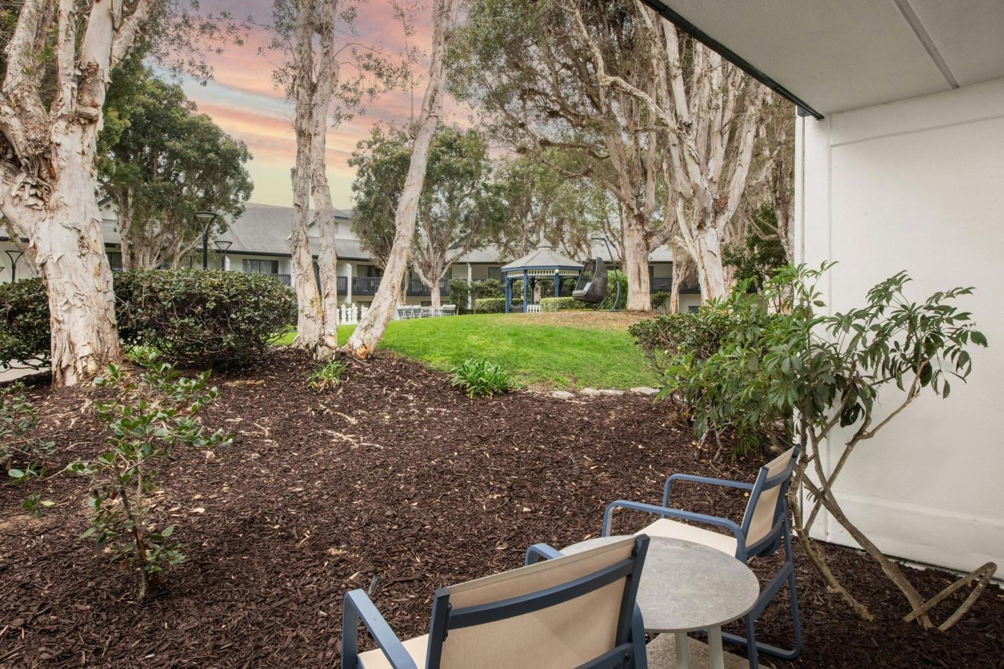King Room Courtyard View
