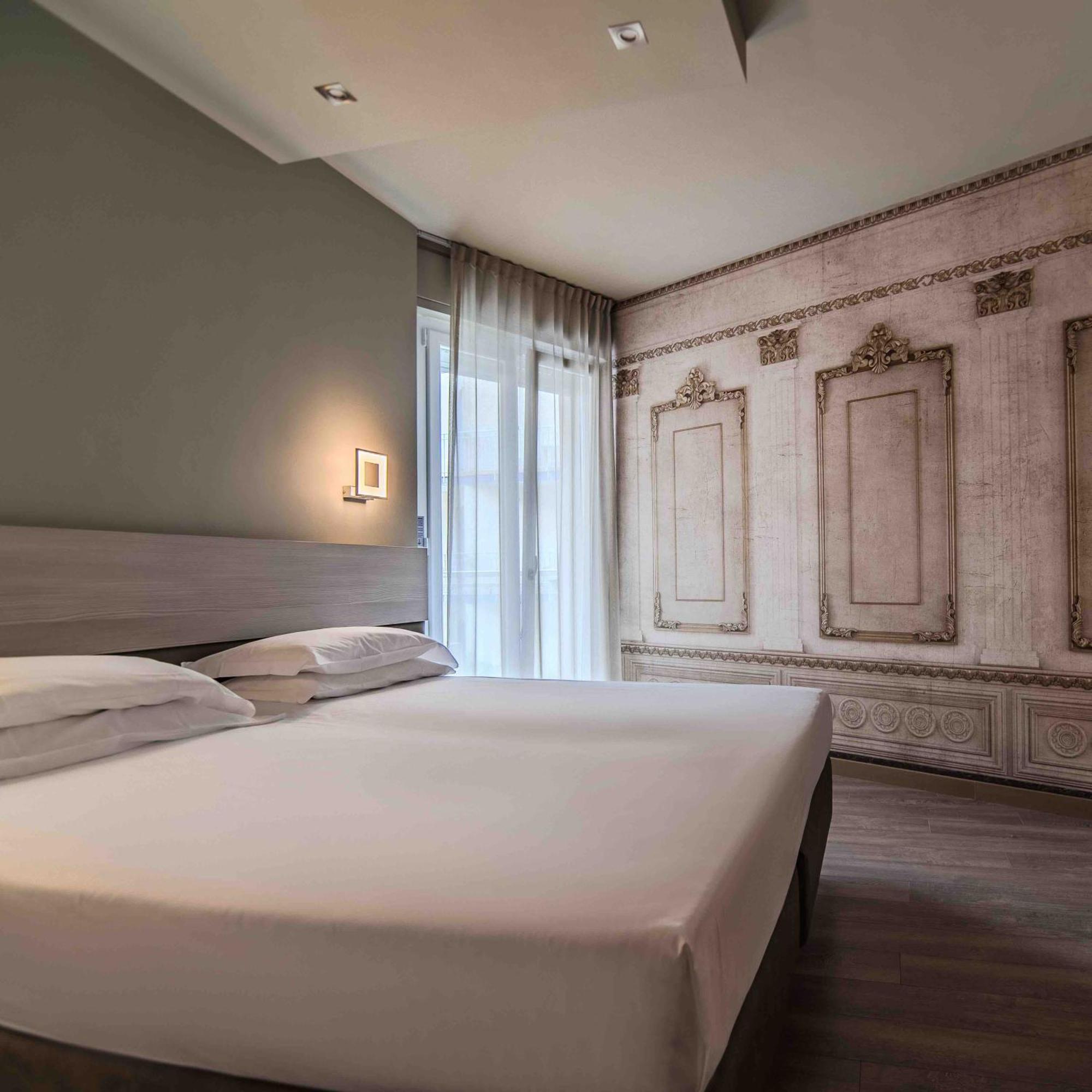 Deluxe Double Room Lateral Sea View
