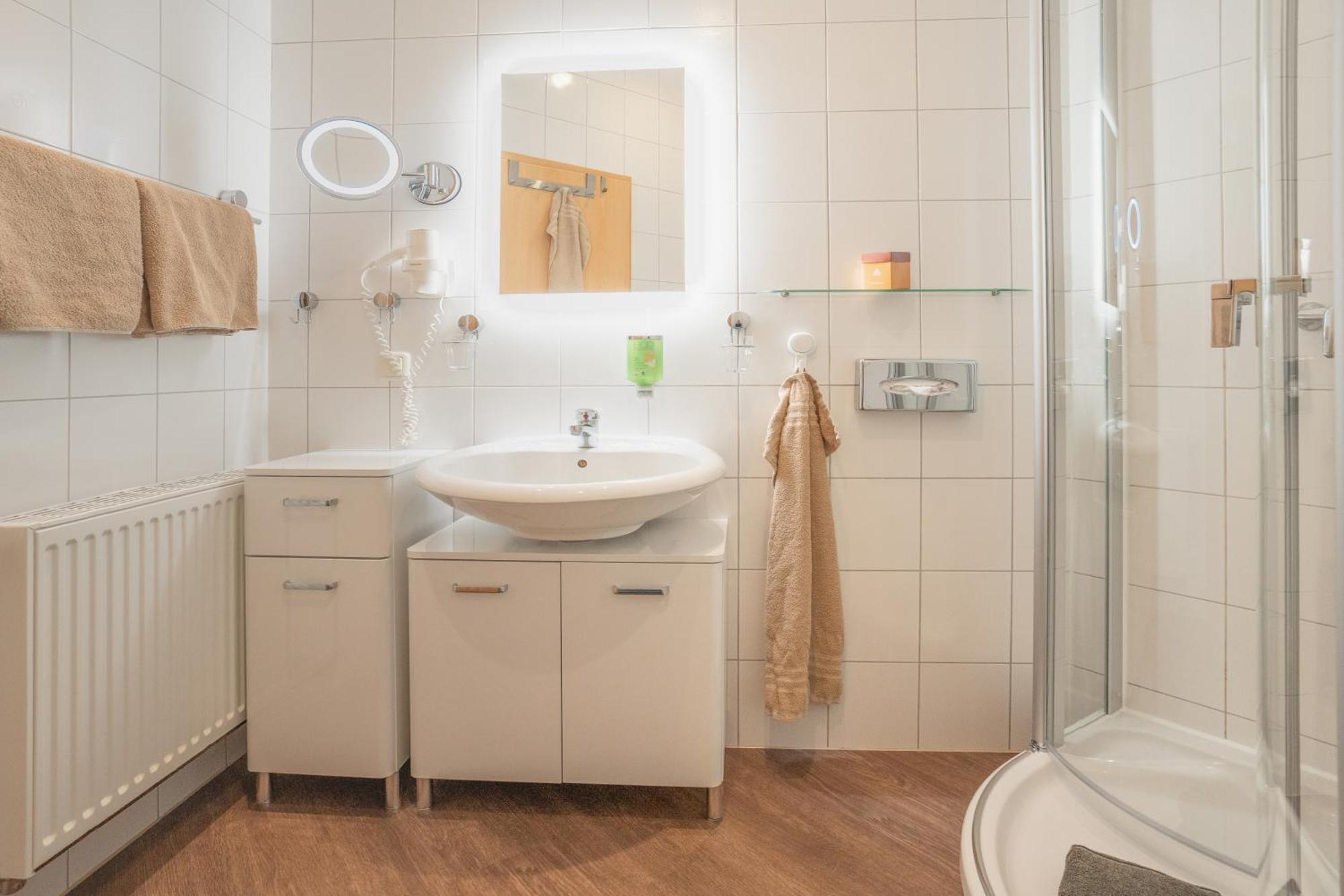 Large Double Room
