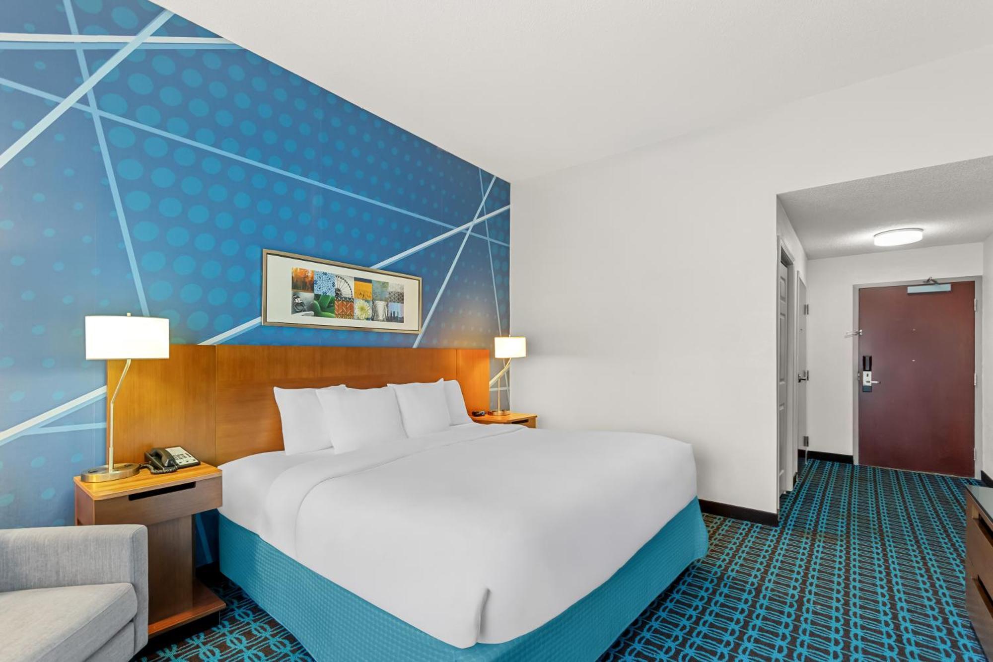 King Room Roll Shower Disability Access or Non Smoking