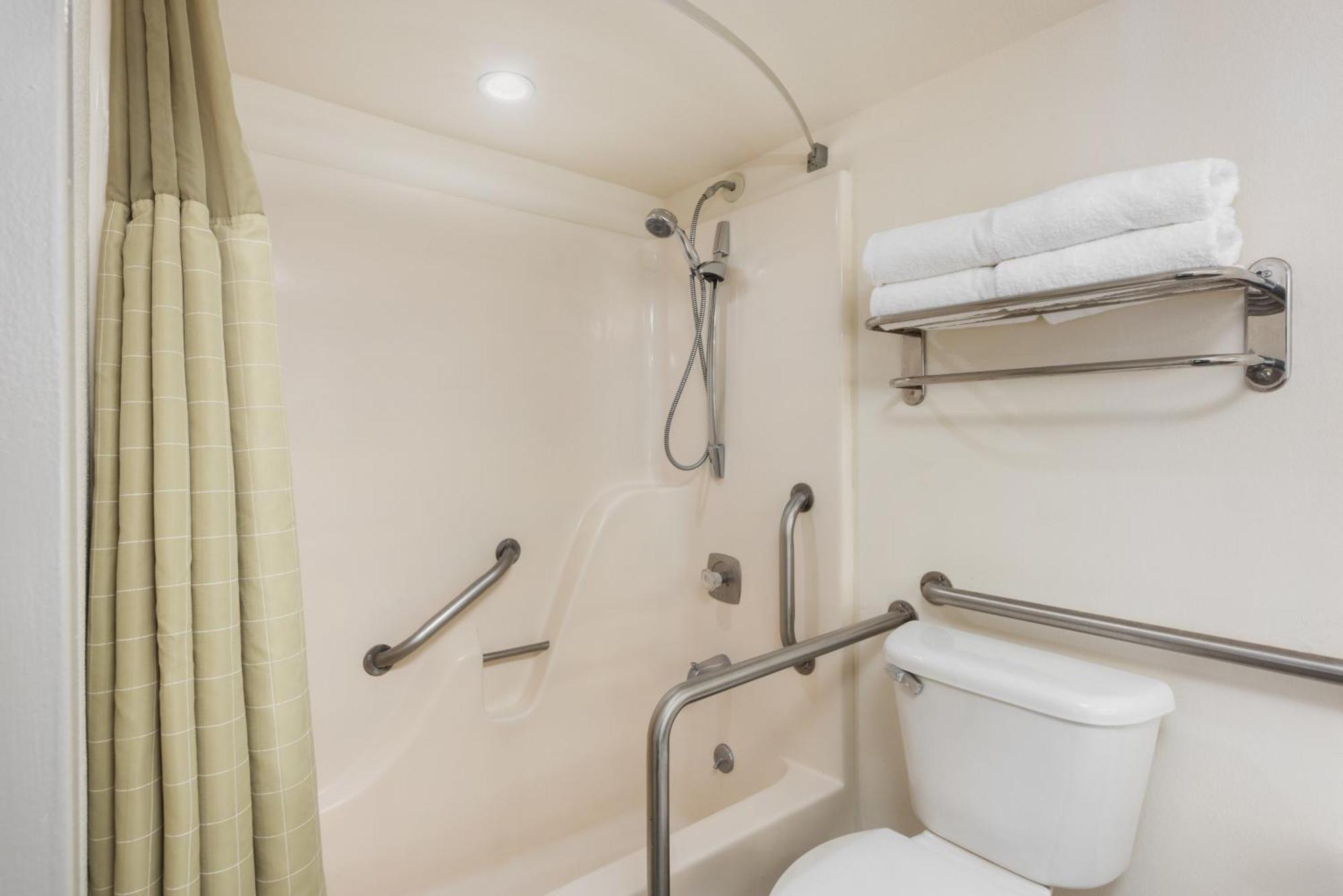 Room Two Beds Hearing Accessible Non-Smoking
