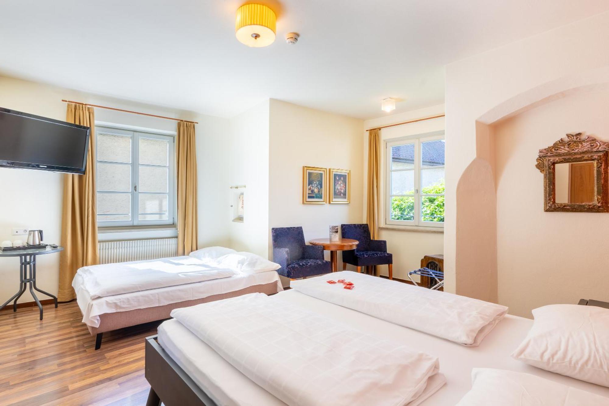 Junior Suite Mountain View