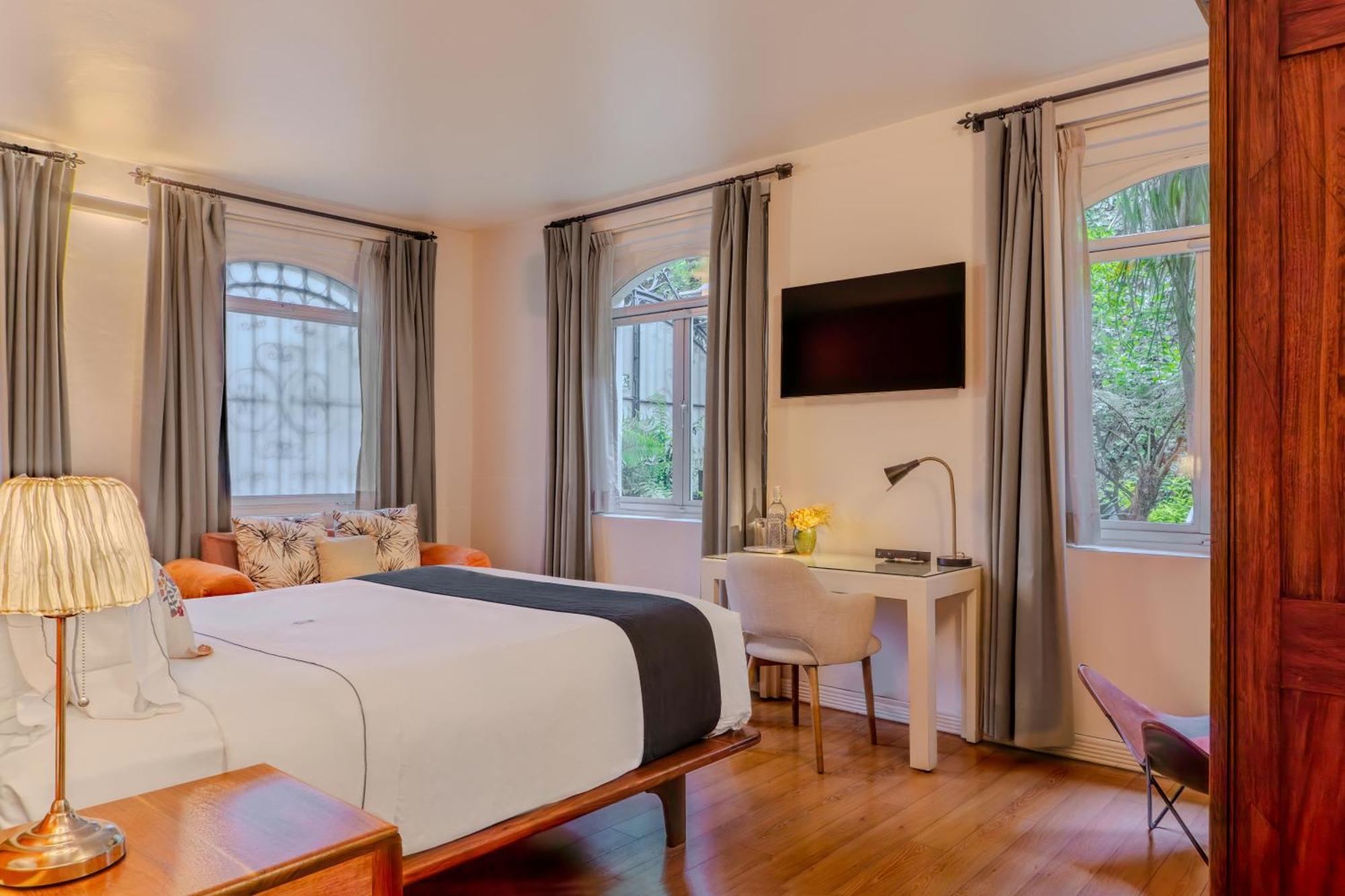 Classic Double Room