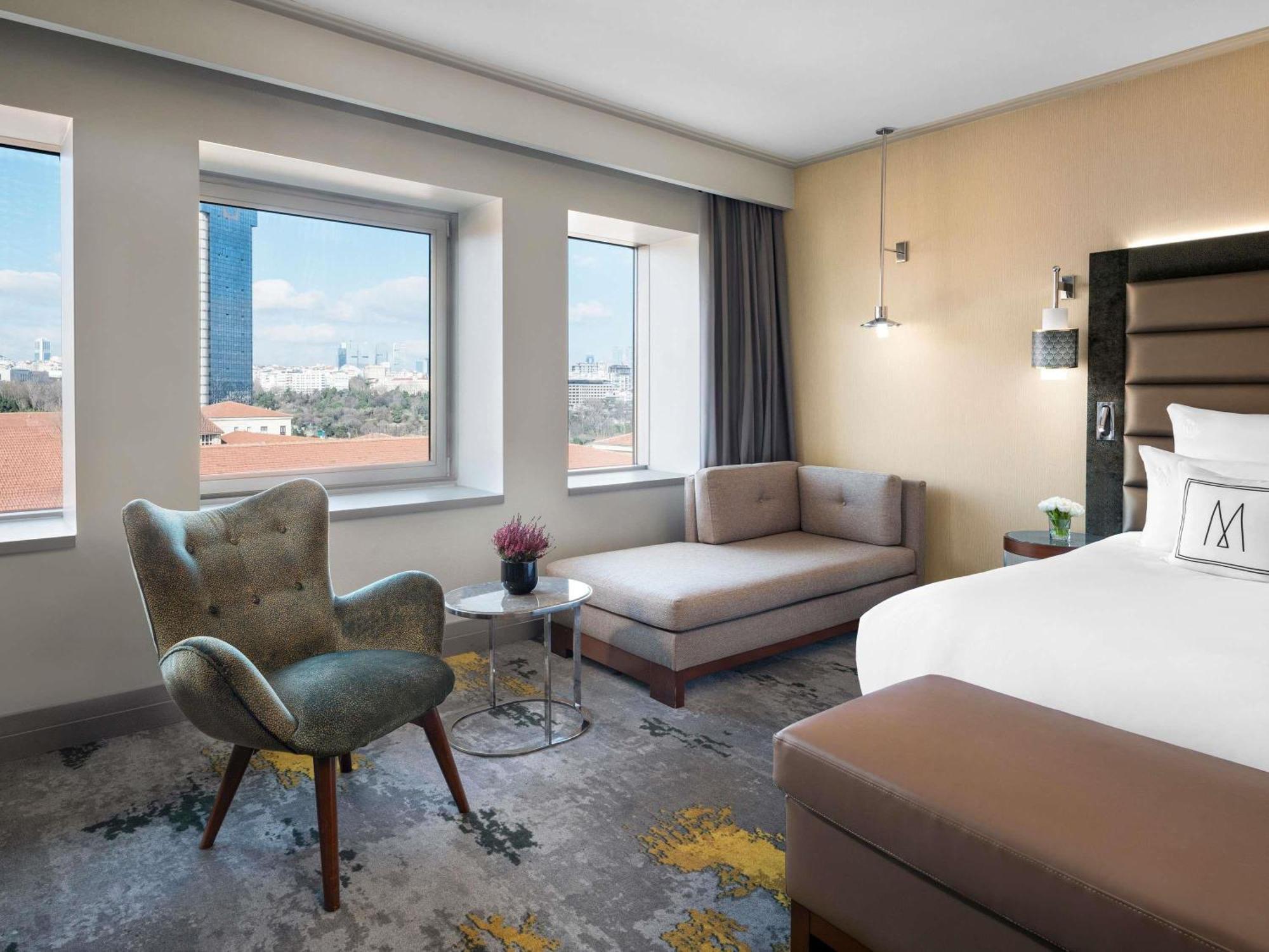 Executive King Room