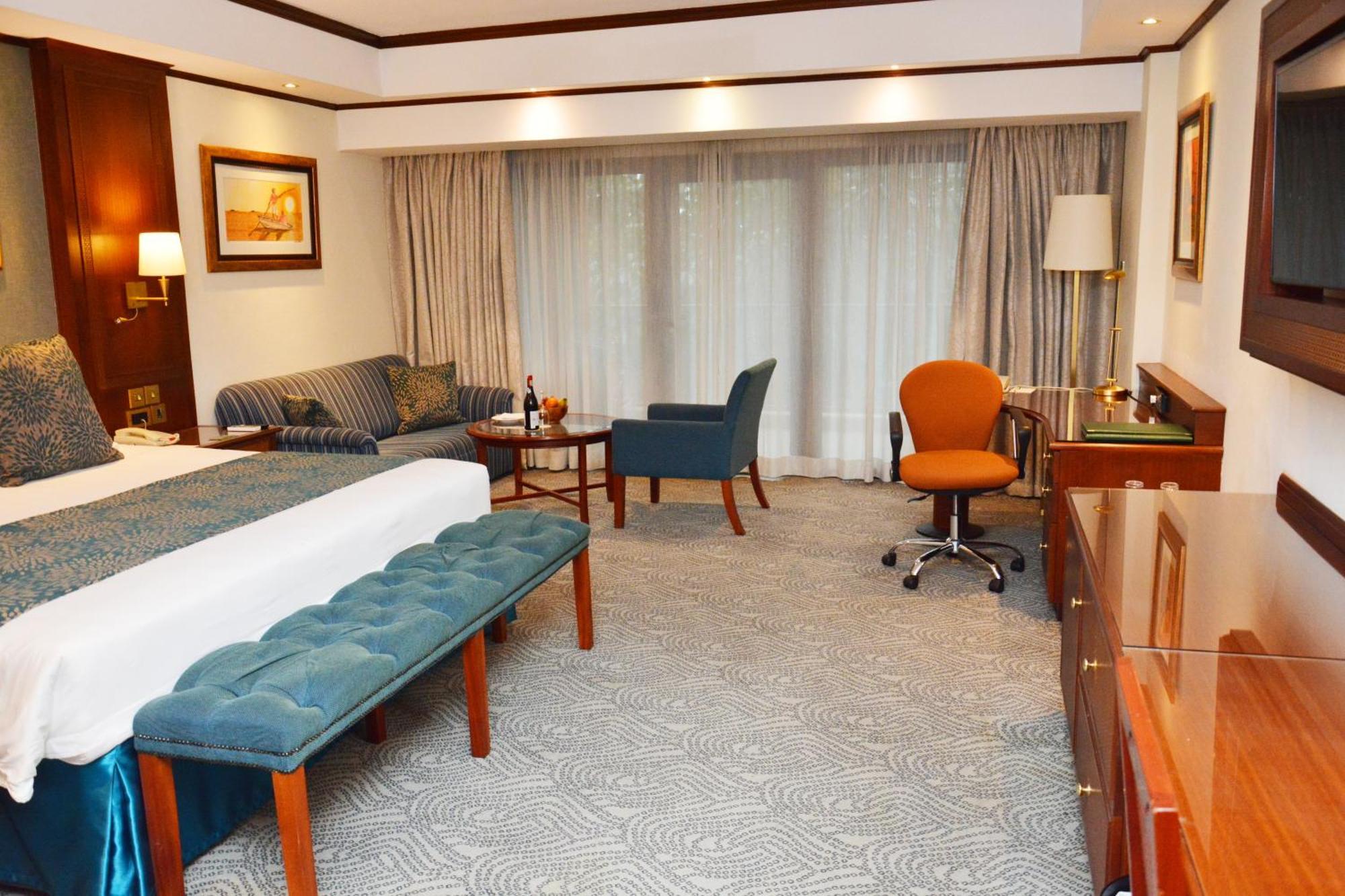 Club Premier Room