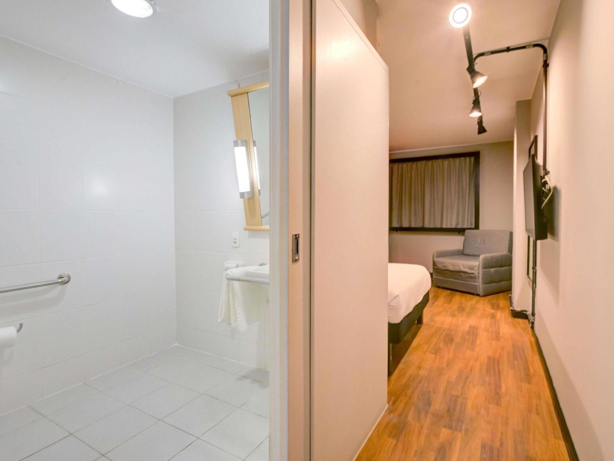 Adapted Standard Double Room