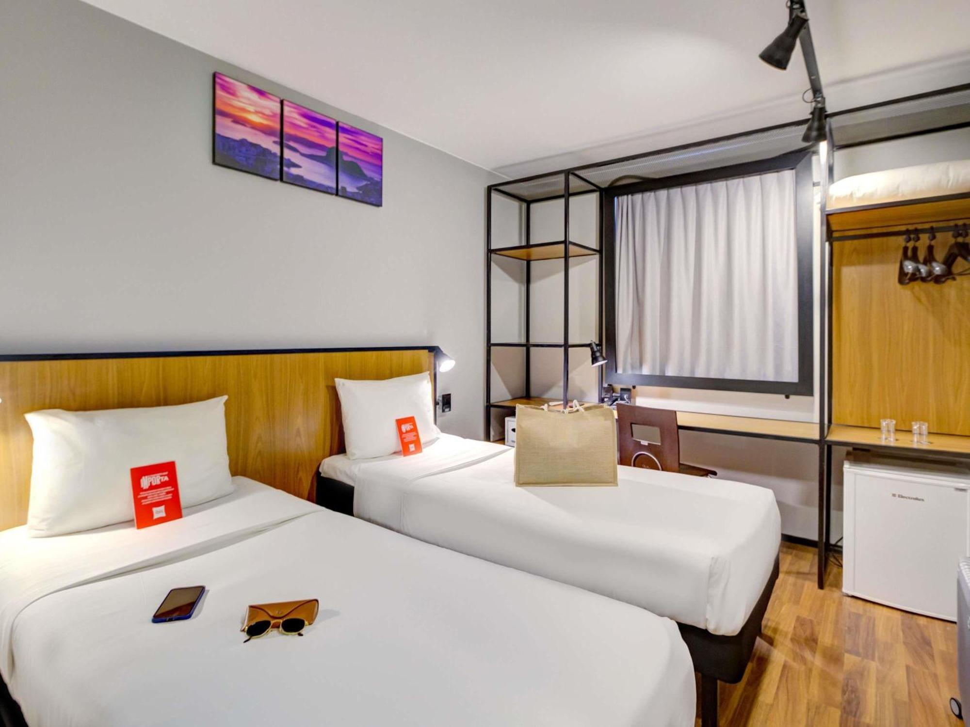 Standard Apartment Twin Beds