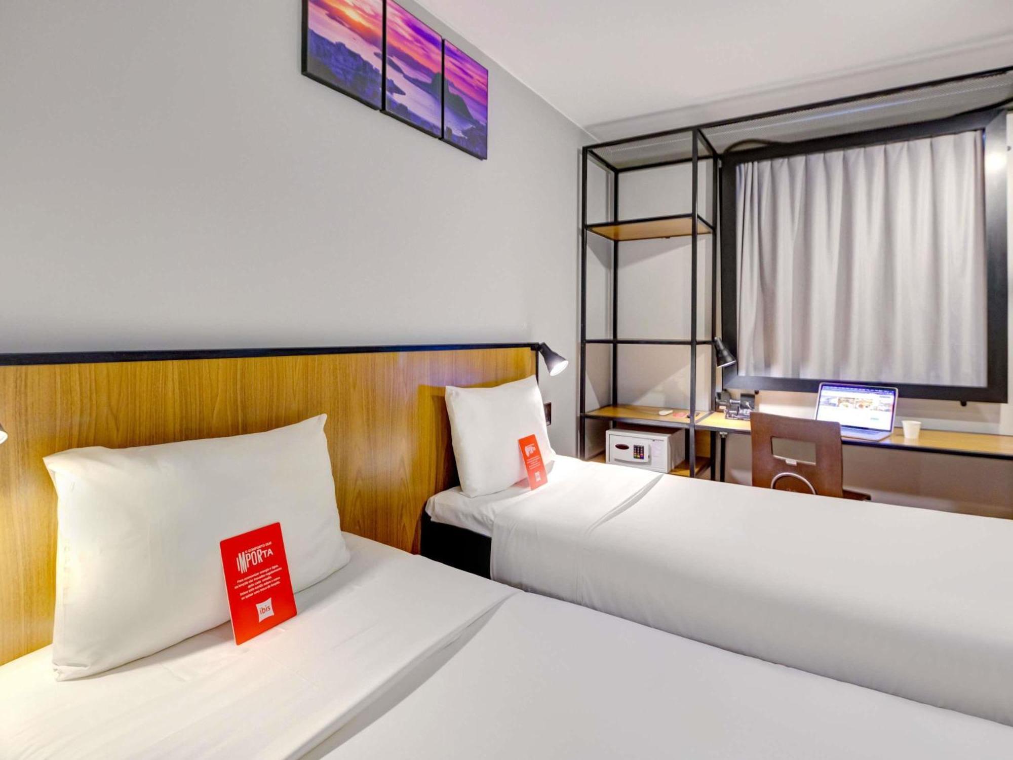 Standard Apartment Twin Beds