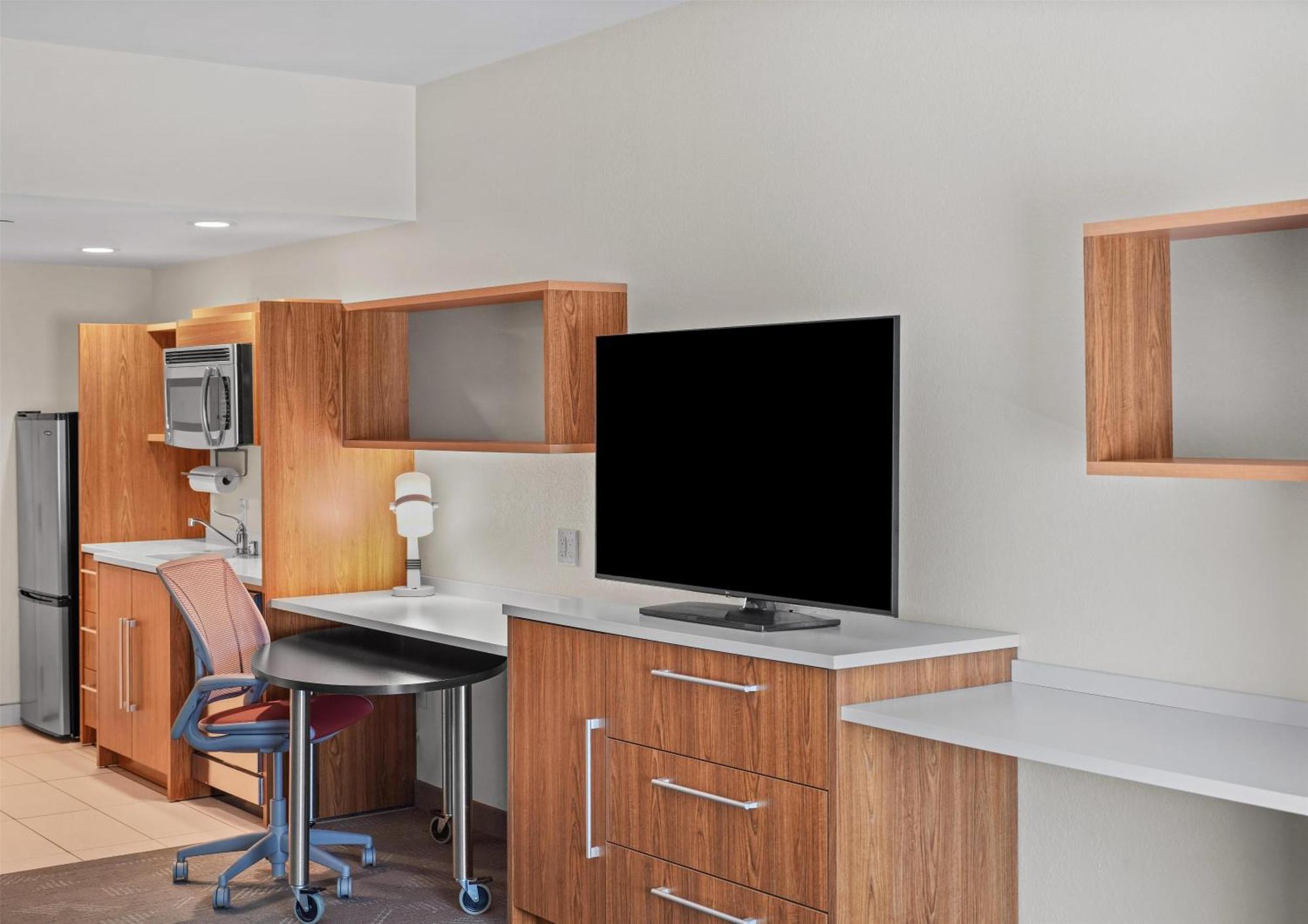 King Studio Suite Non-Smoking