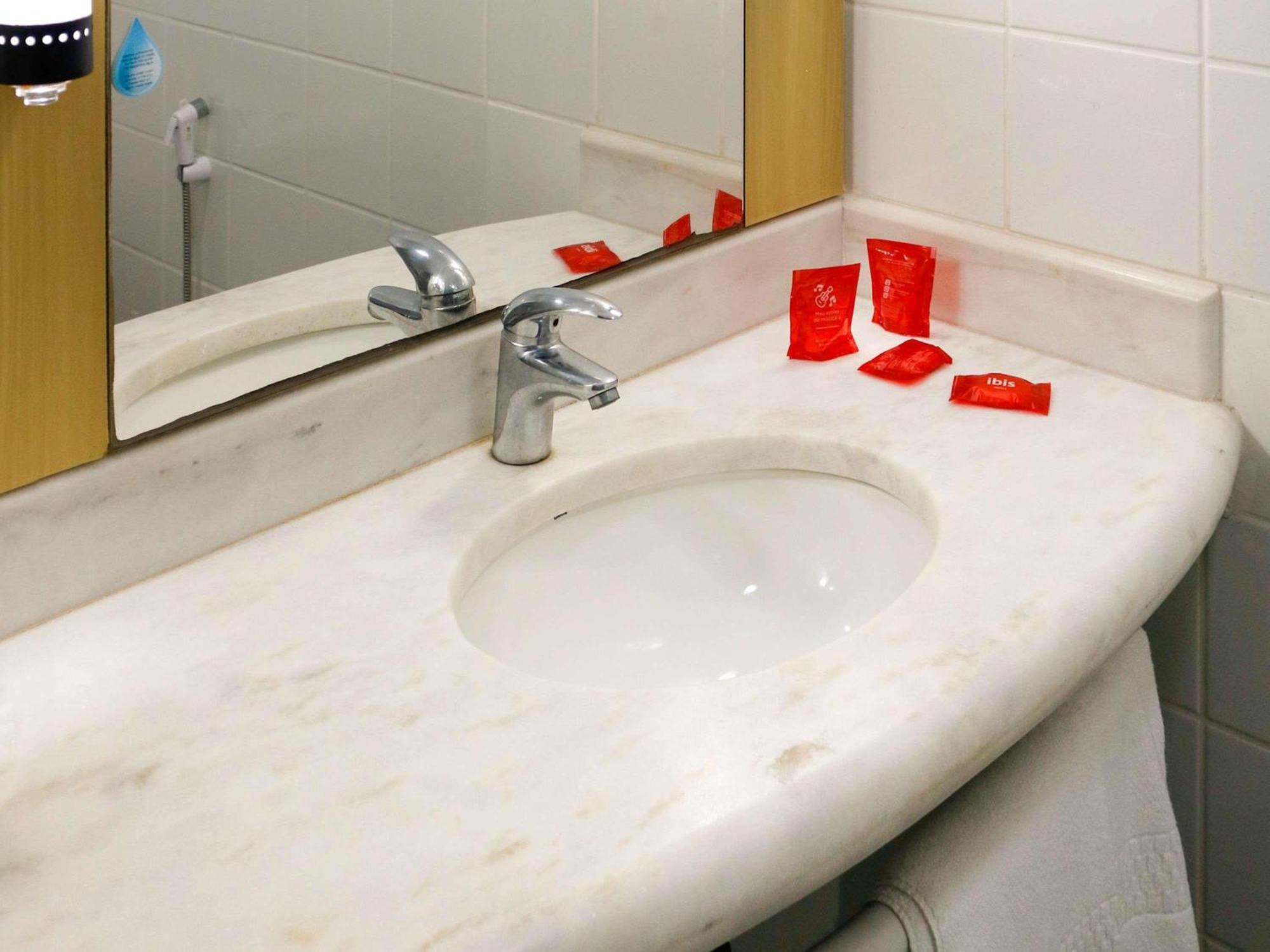Double Room Extra Single Bed Sea View