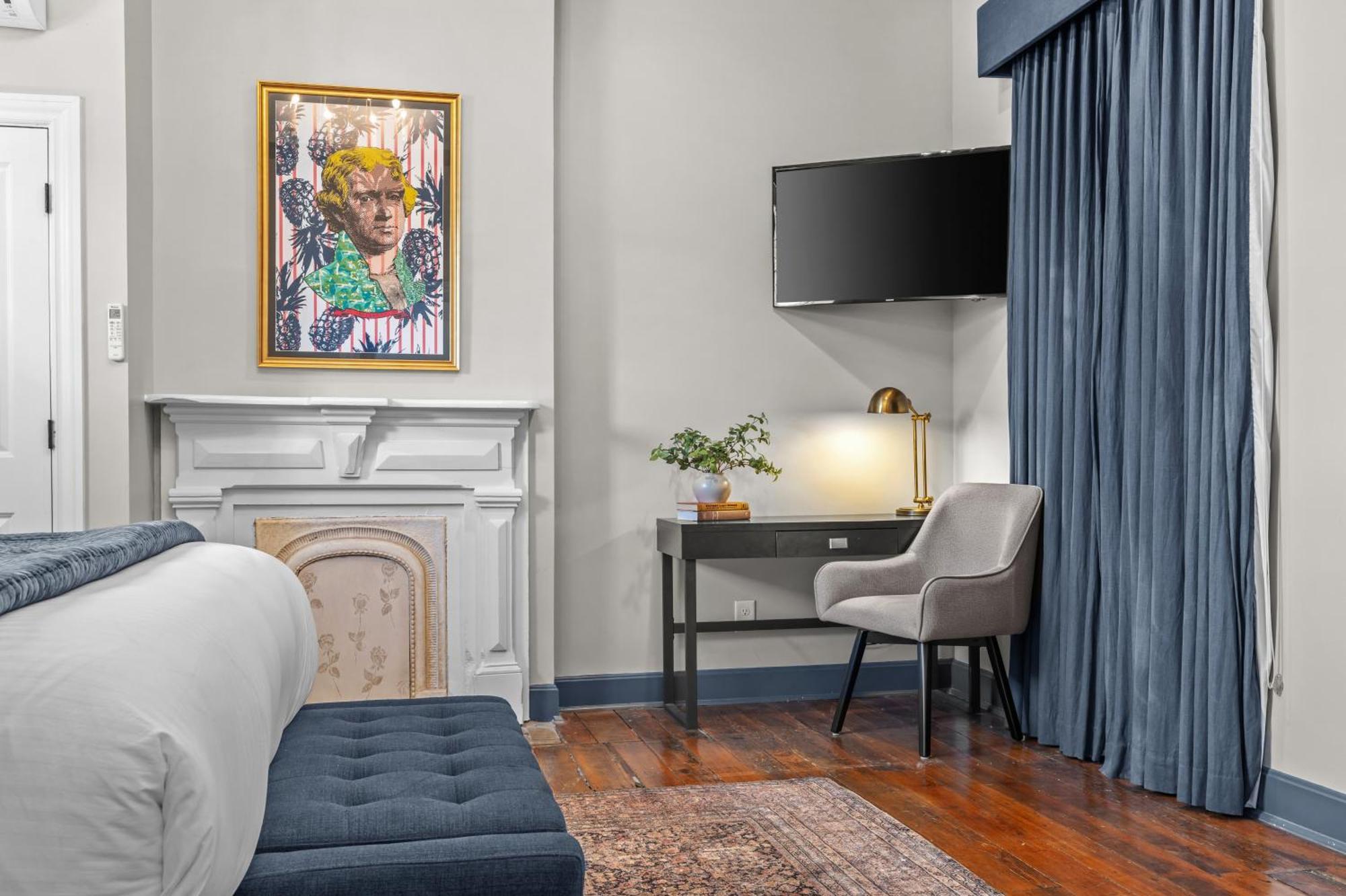 King Room