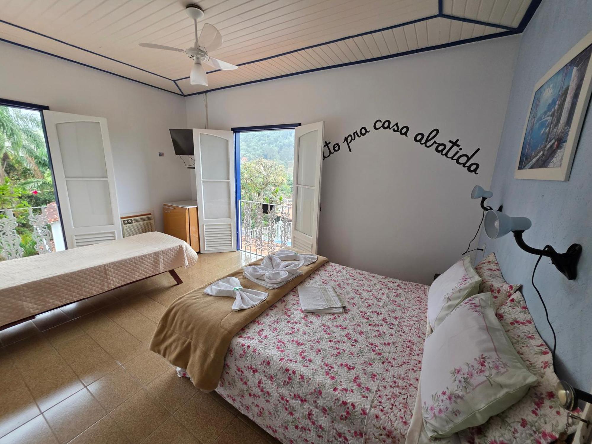 Double Room Mountain View