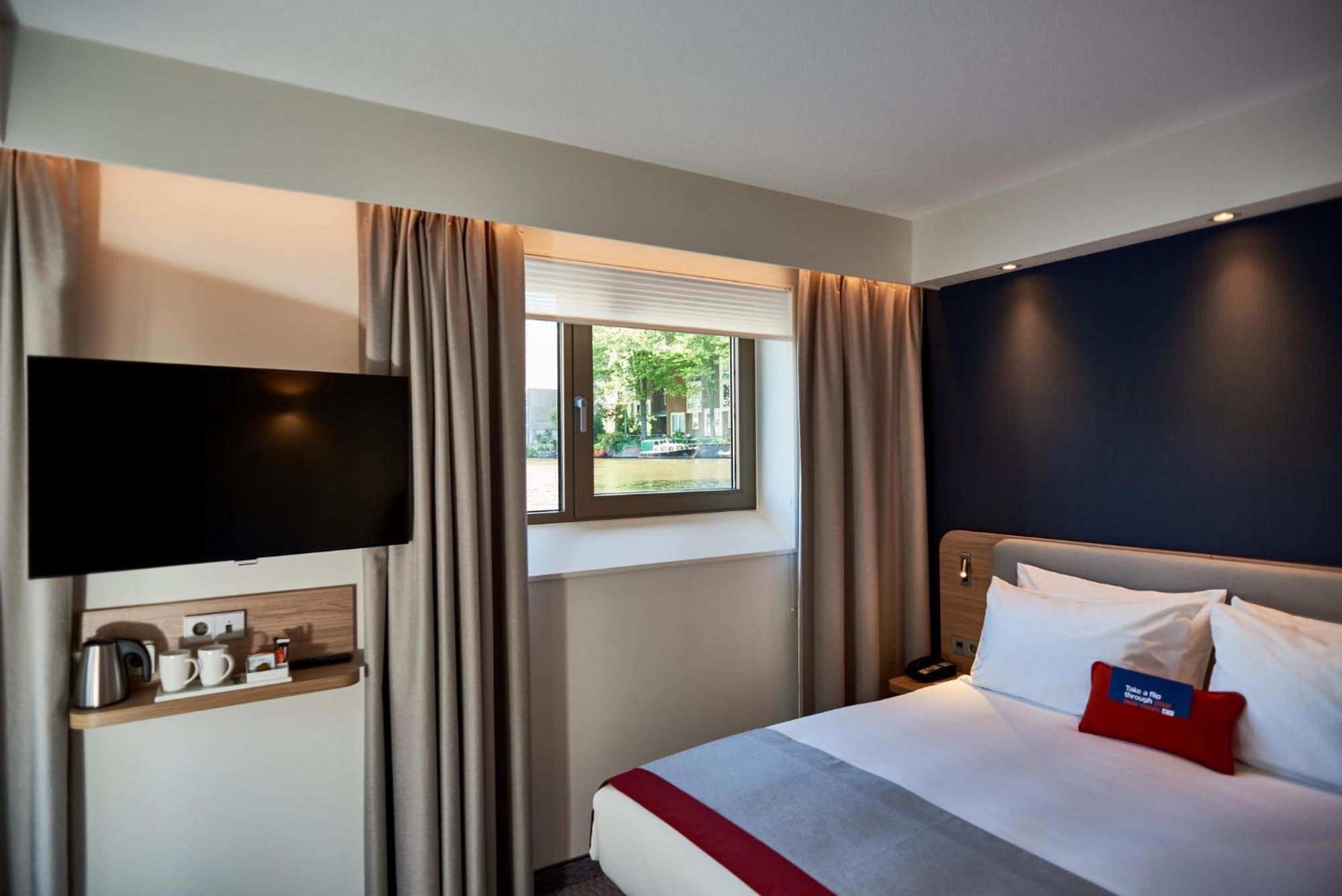 Standard Double Room Canal View