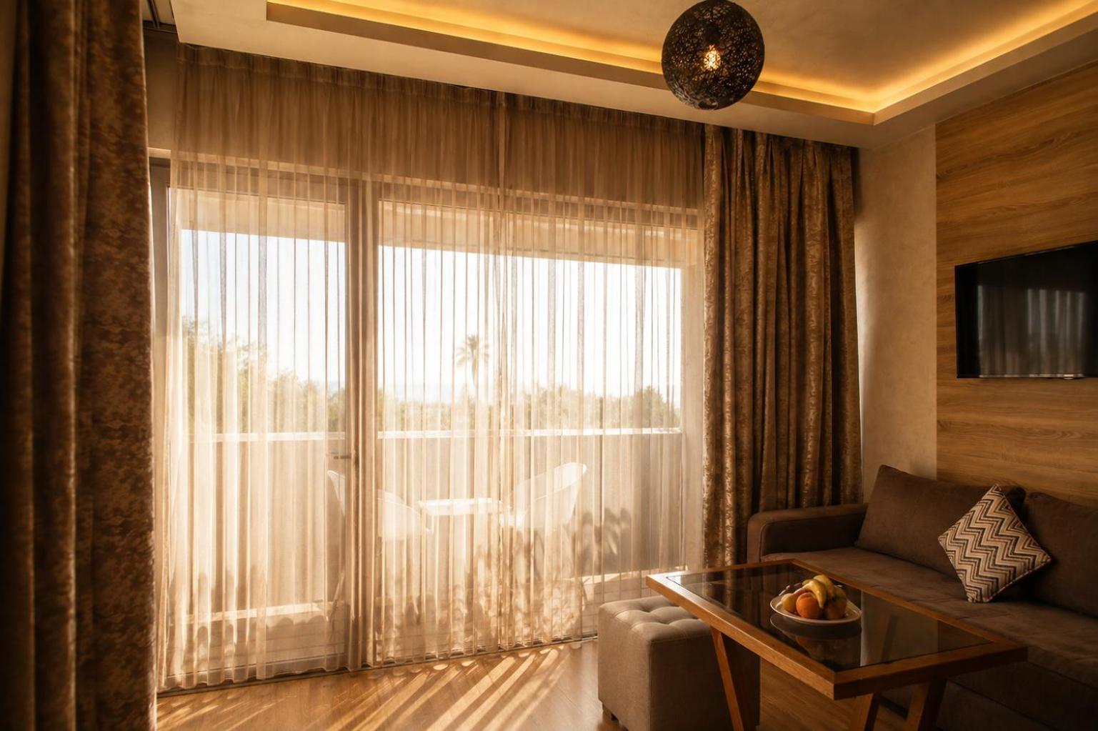 Deluxe Suite Sea View