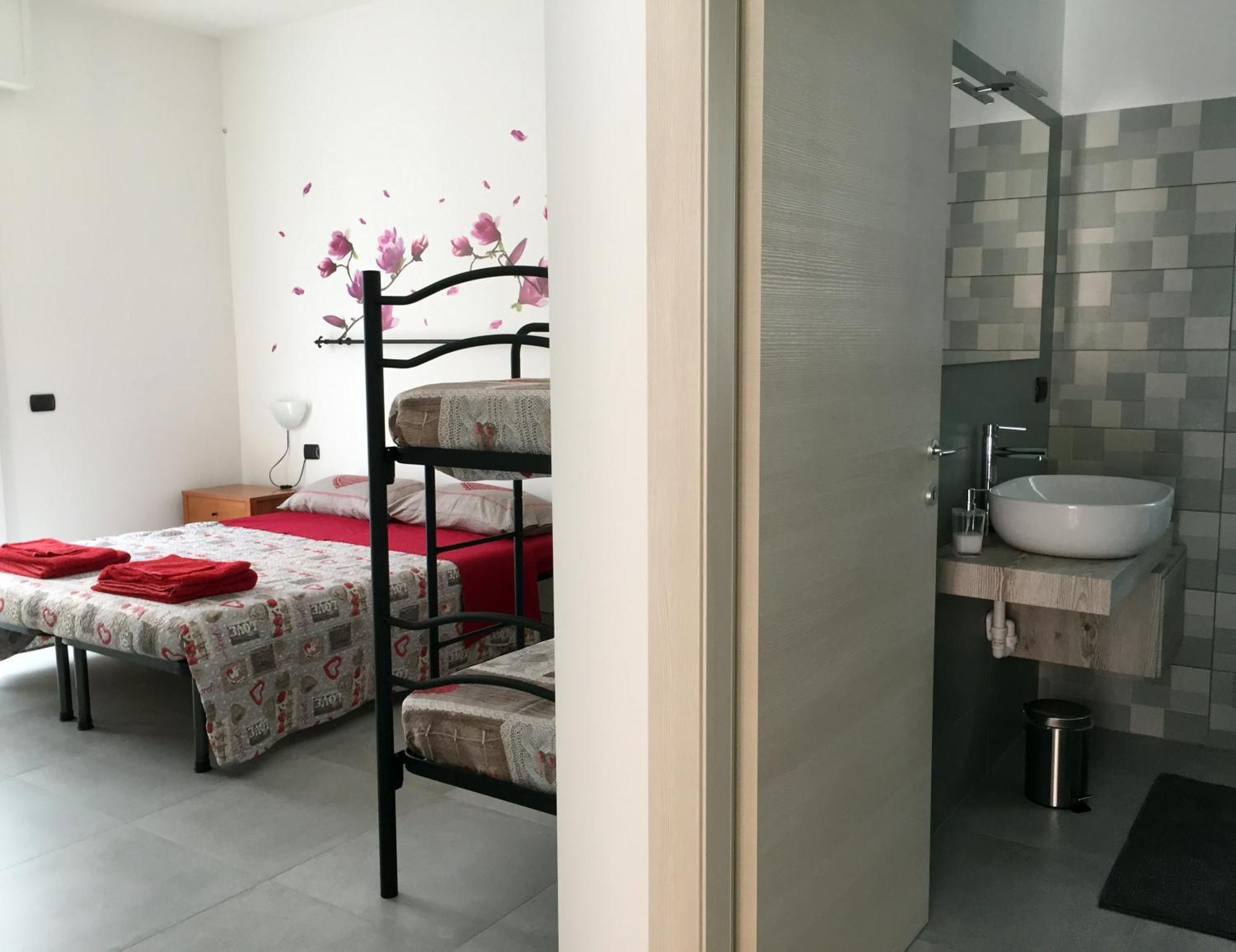 Standard Double or Twin Room Garden View