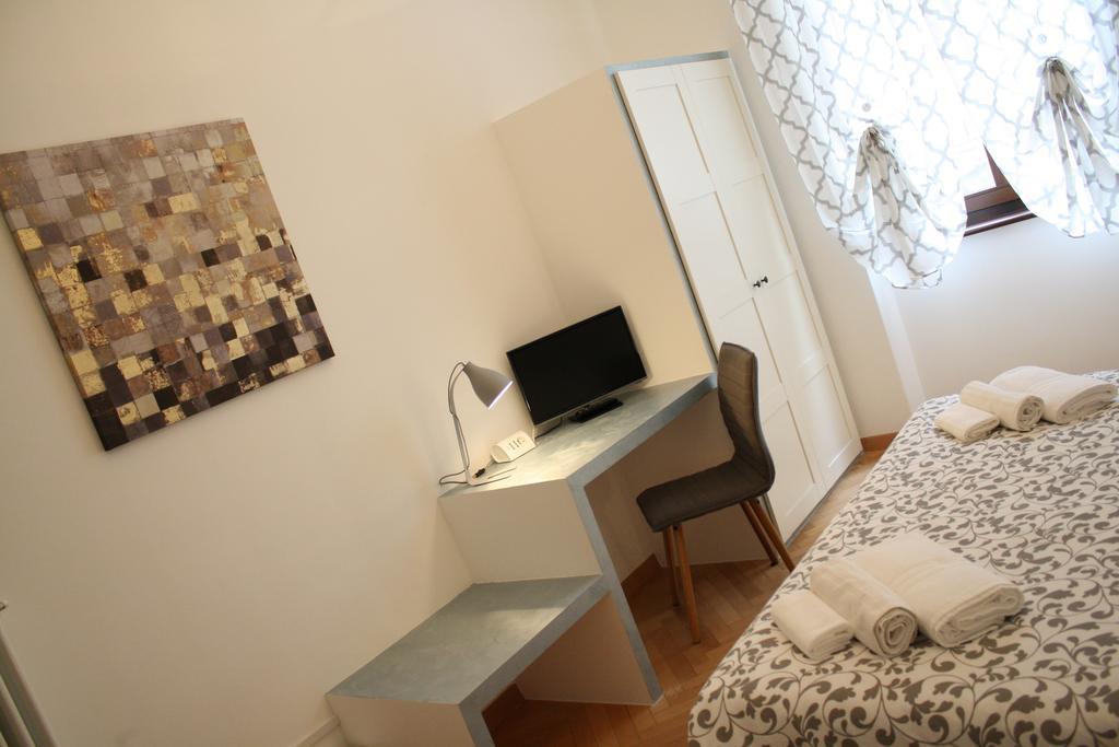 Triple Room Private Bathroom