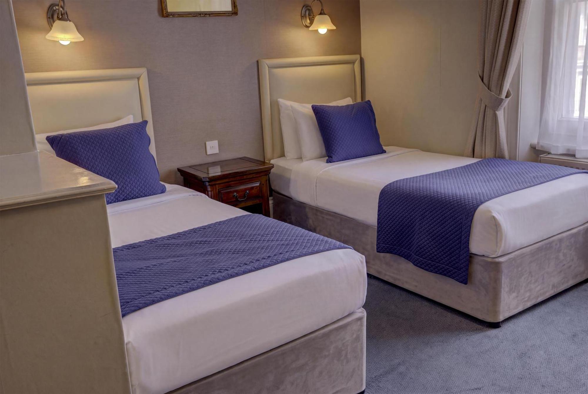 Standard Twin Room Non-Smoking