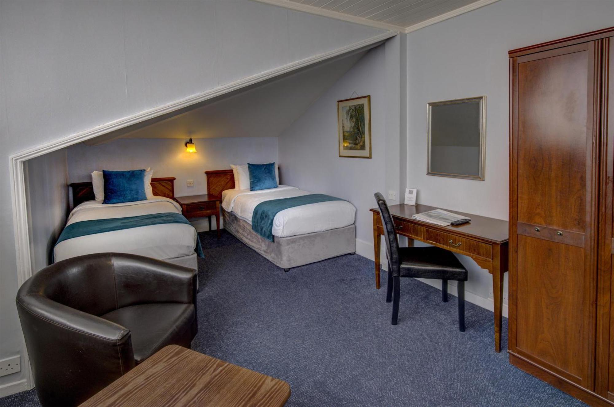 Standard Twin Room Non-Smoking