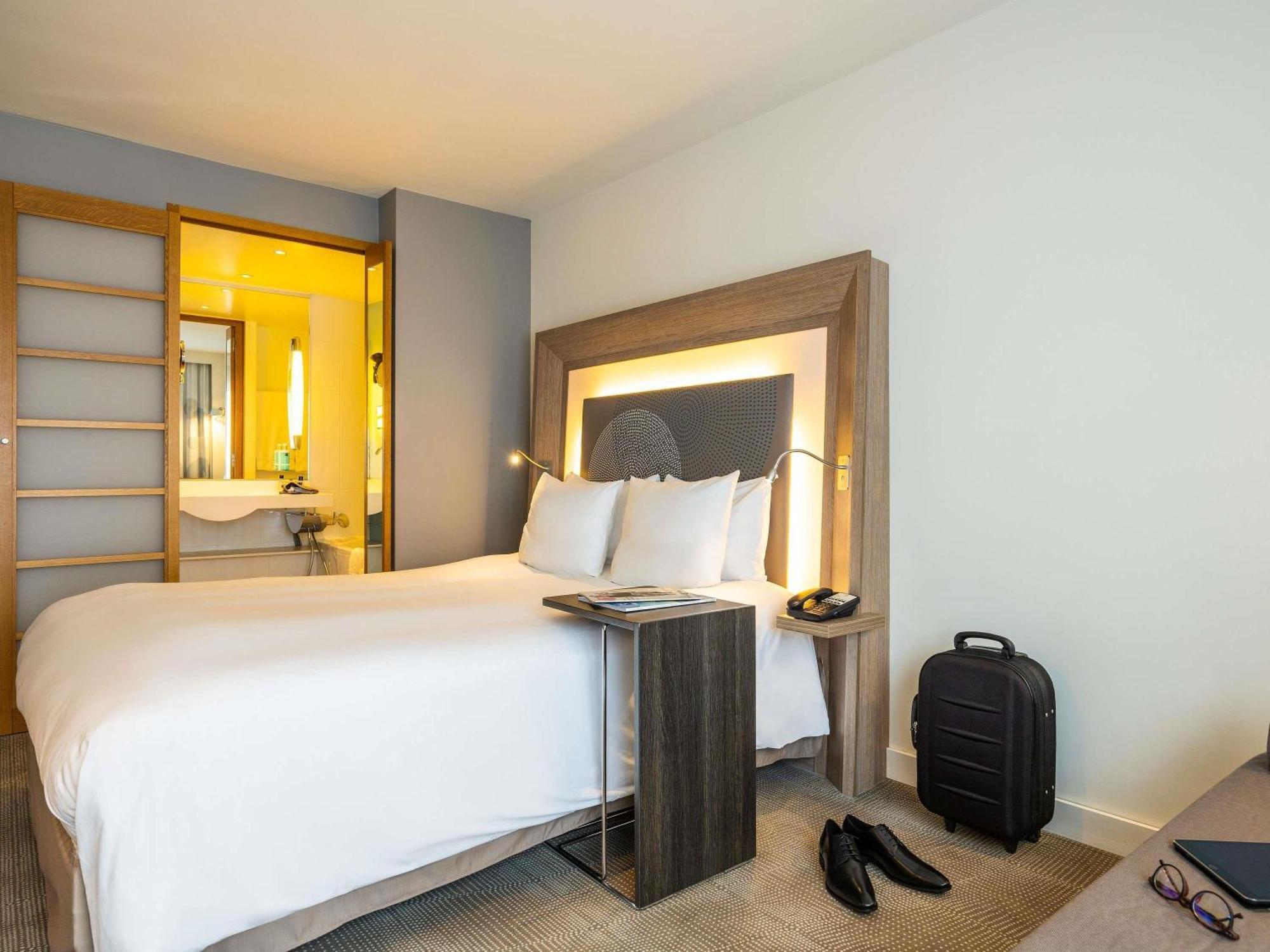 Superior Room One Double Bed 1 Sofa Bed
