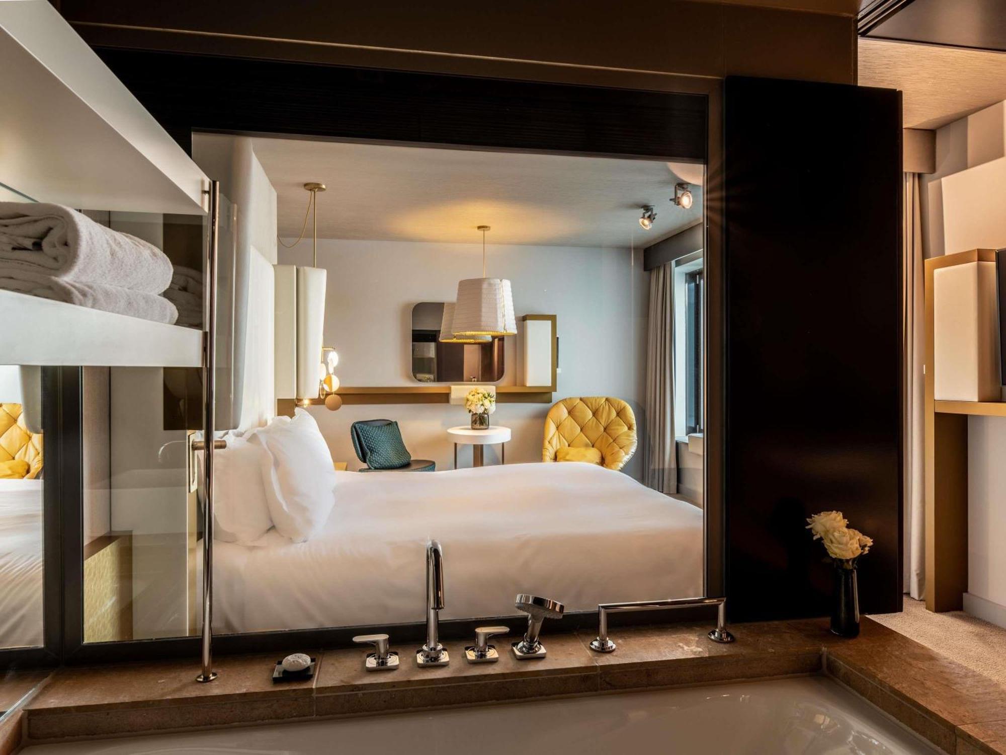 Luxury Room
