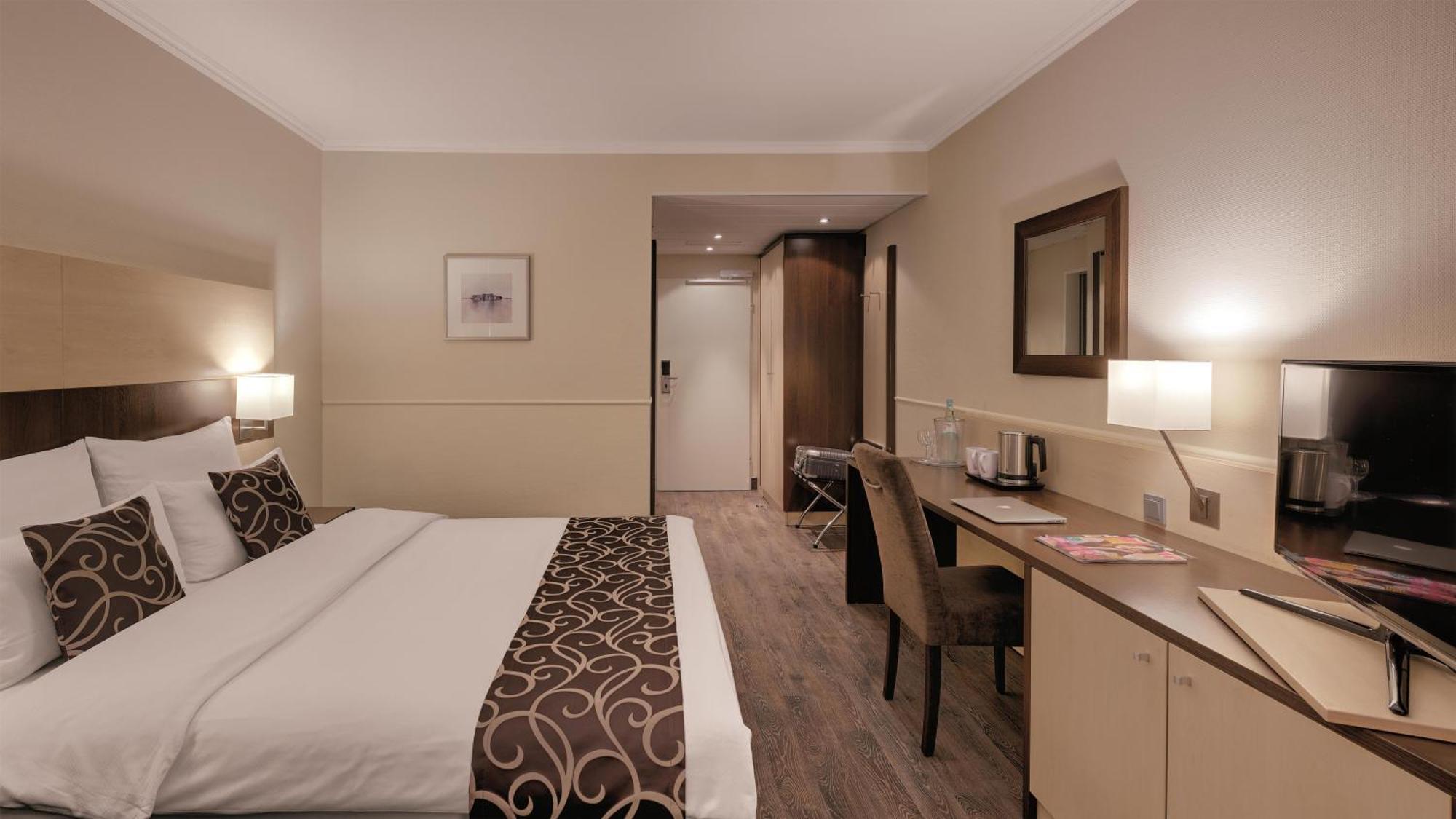 Comfort King Room