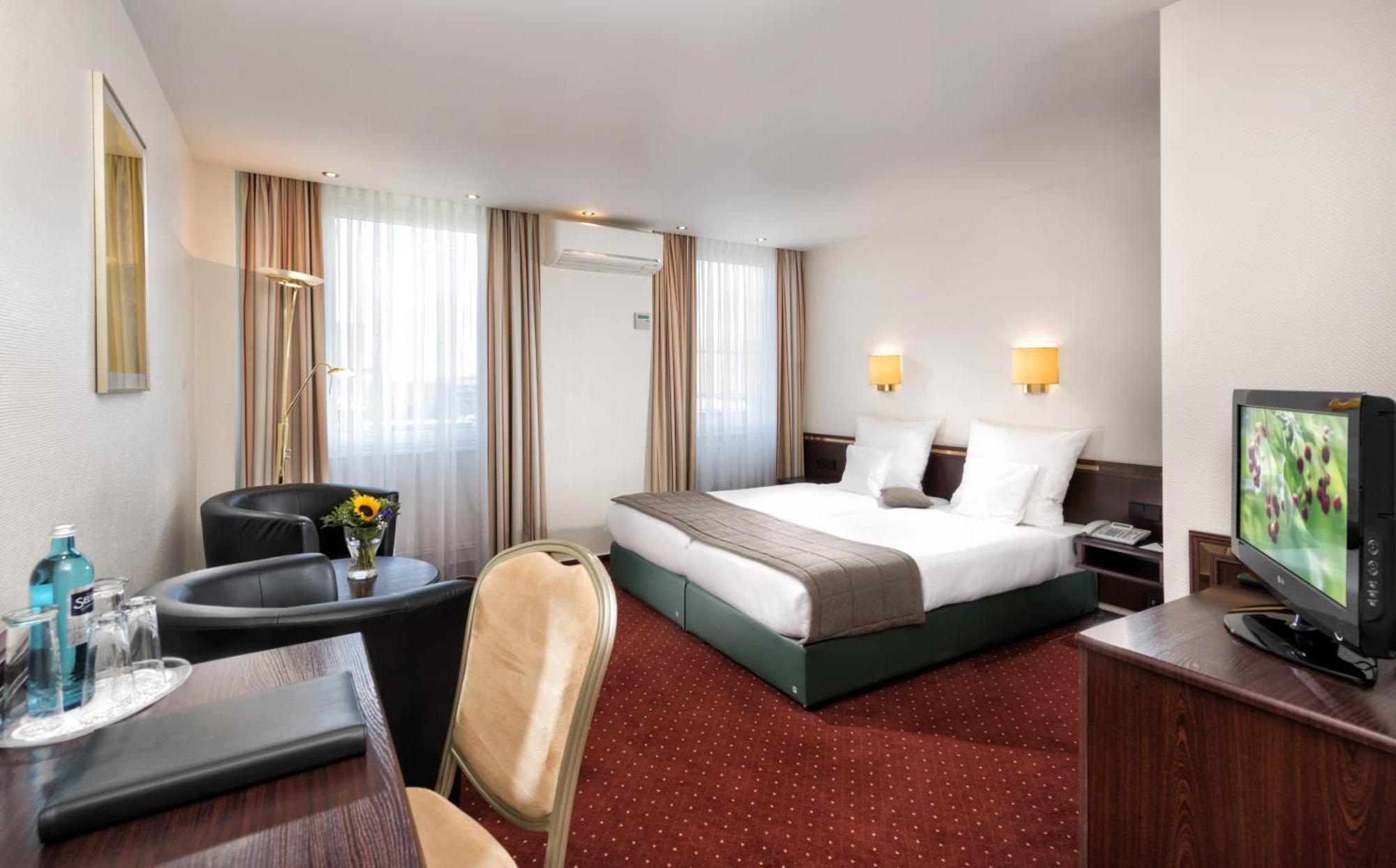 Classic Double Room