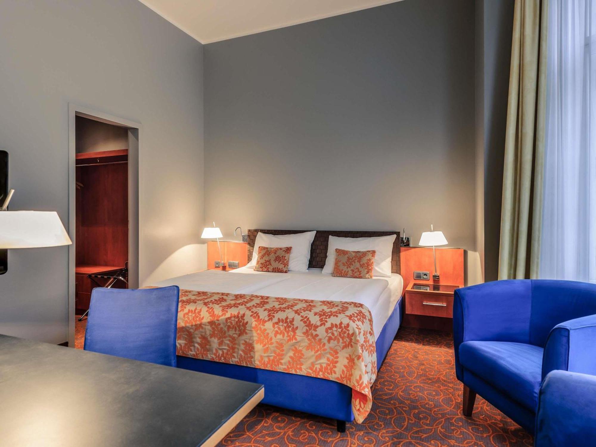 Large Double Room