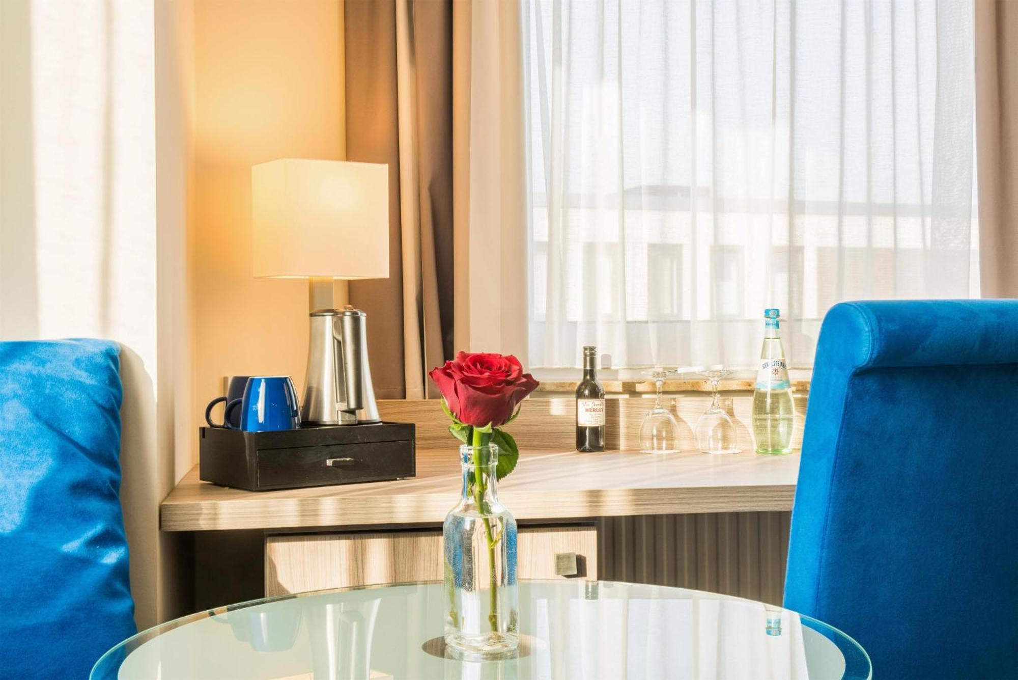 Comfort Queen Room