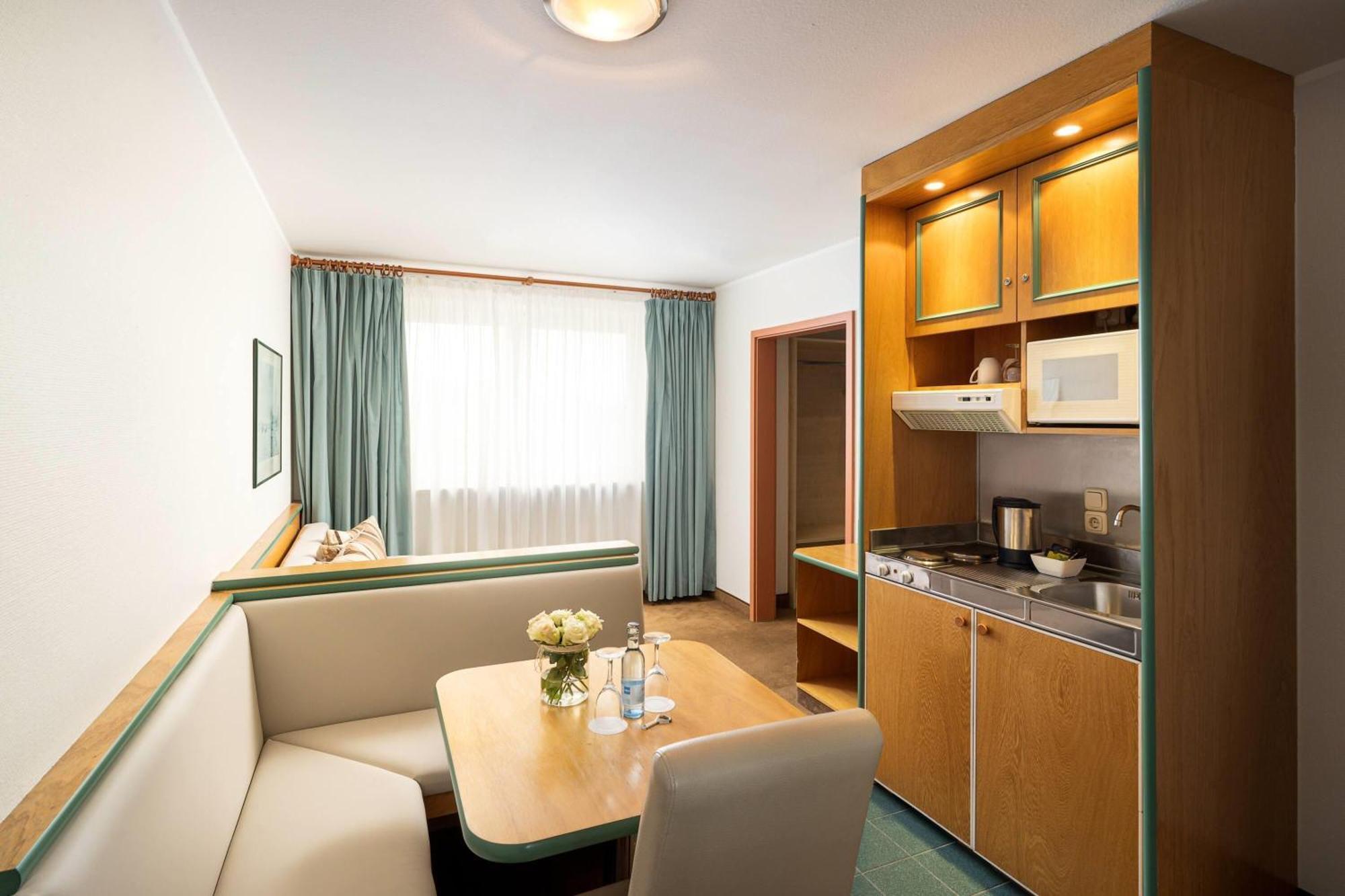 Apartment Kitchenette
