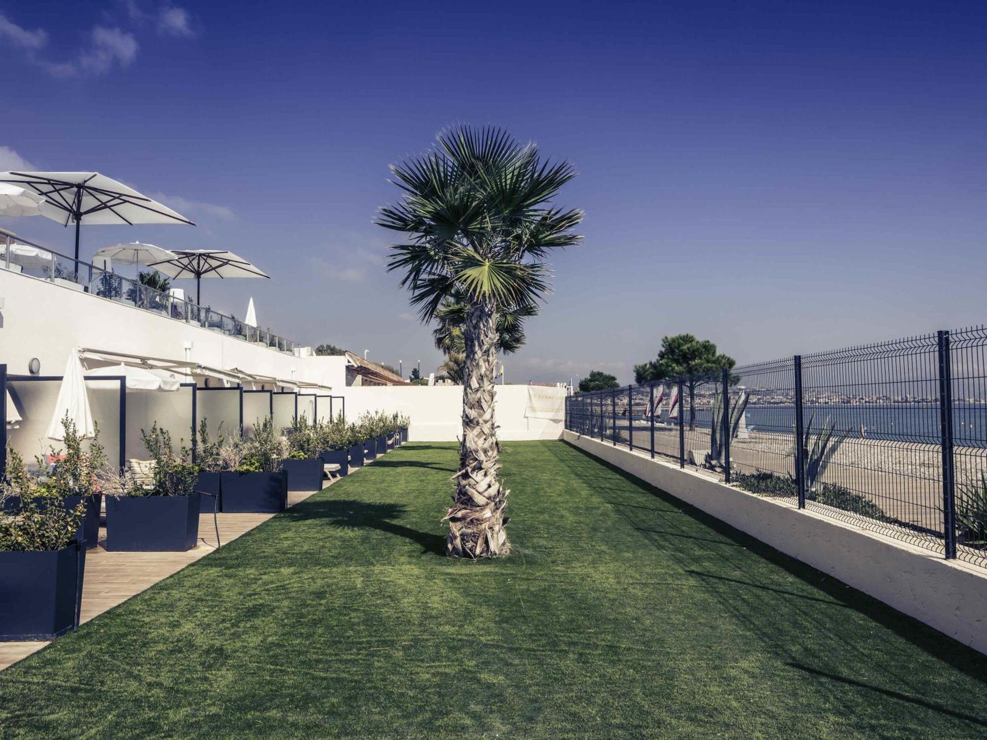 Privilege Room on the Beach