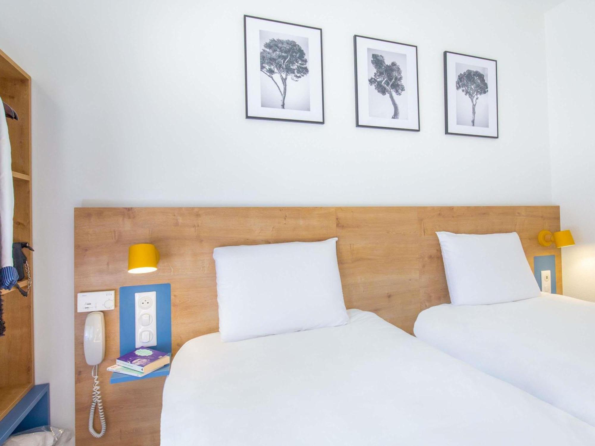 Standard Twin Room