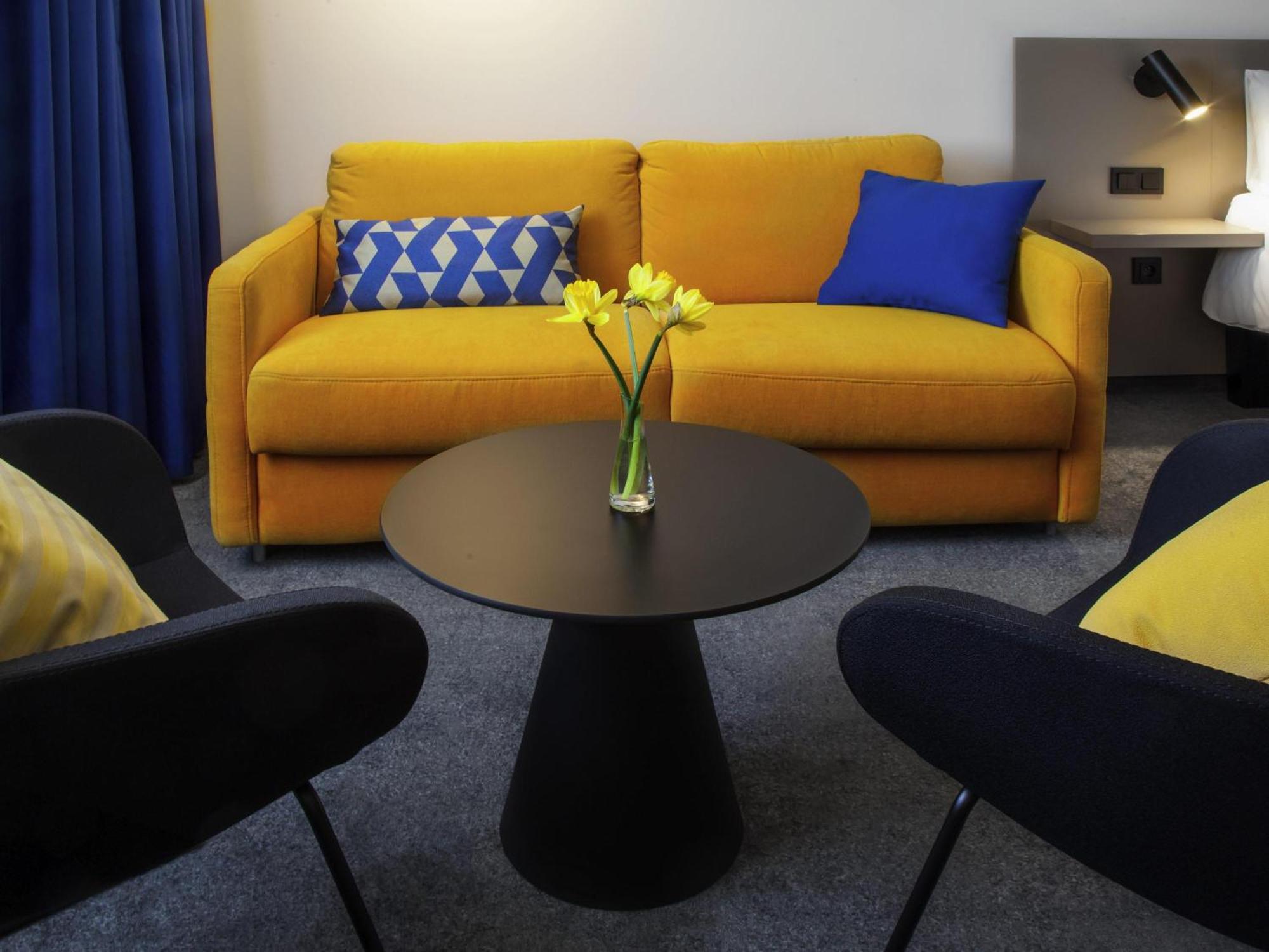 Premium Family Room