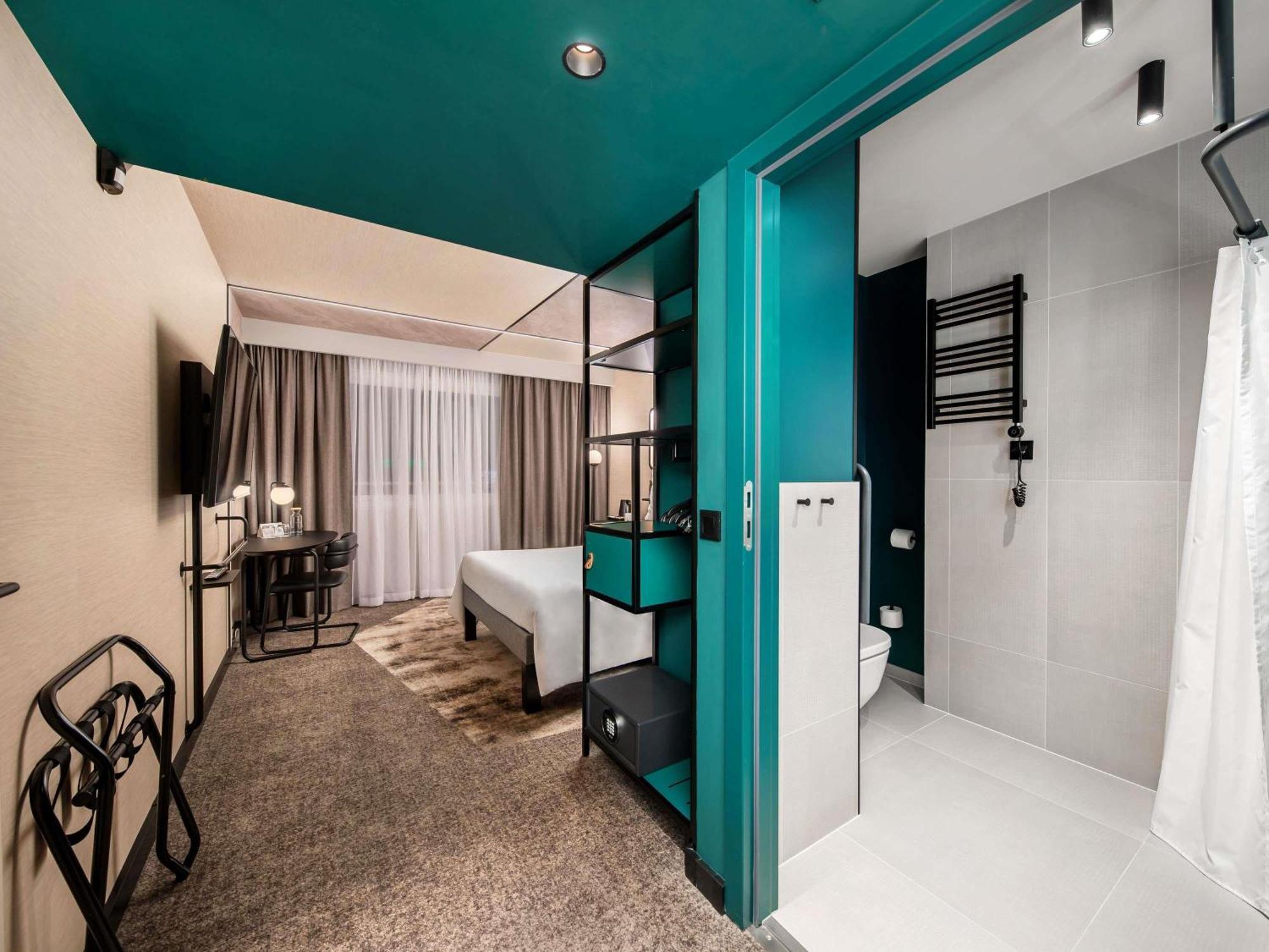Standard Single Room