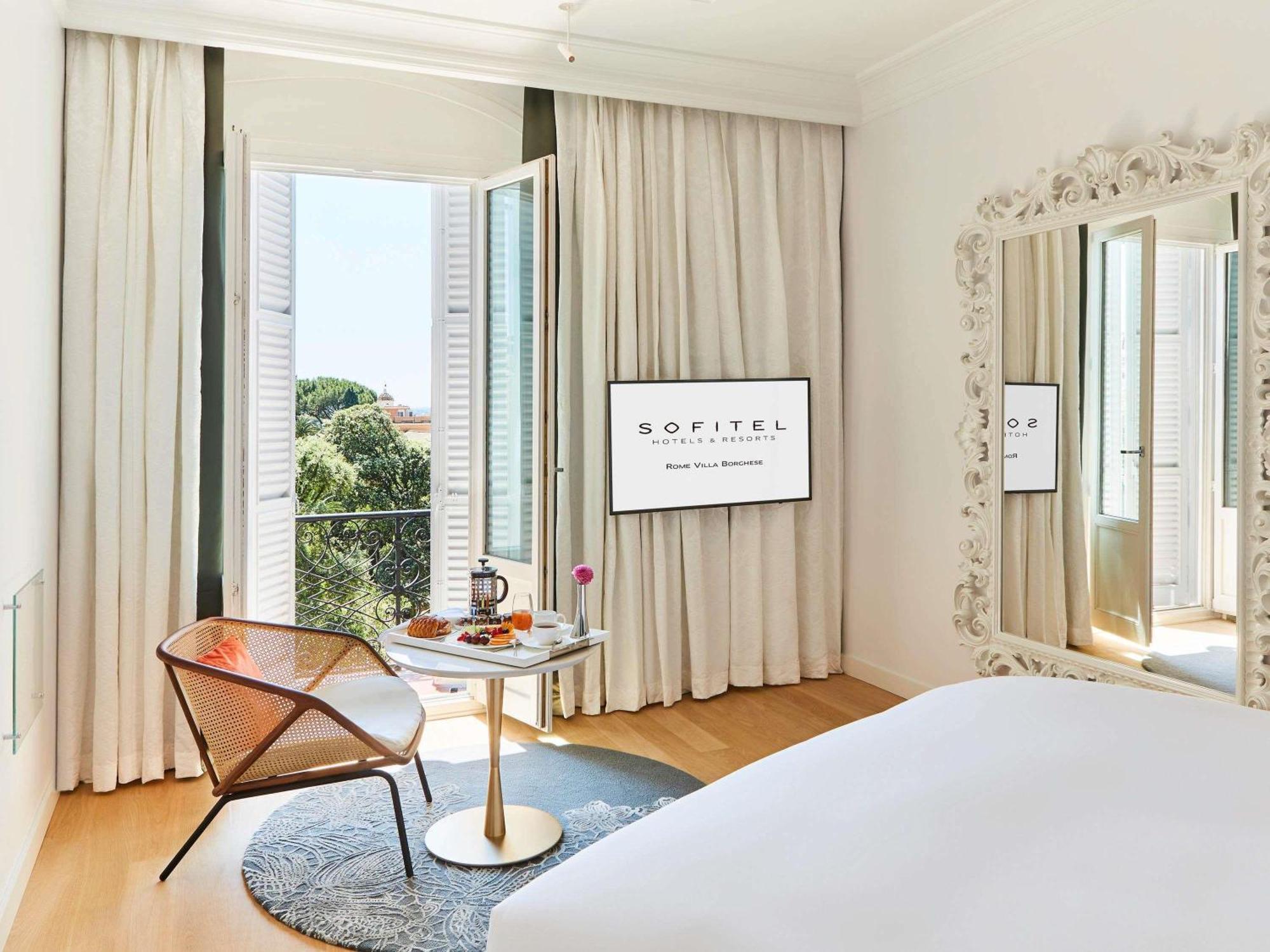 Premium Luxury Room Juliet Balcony