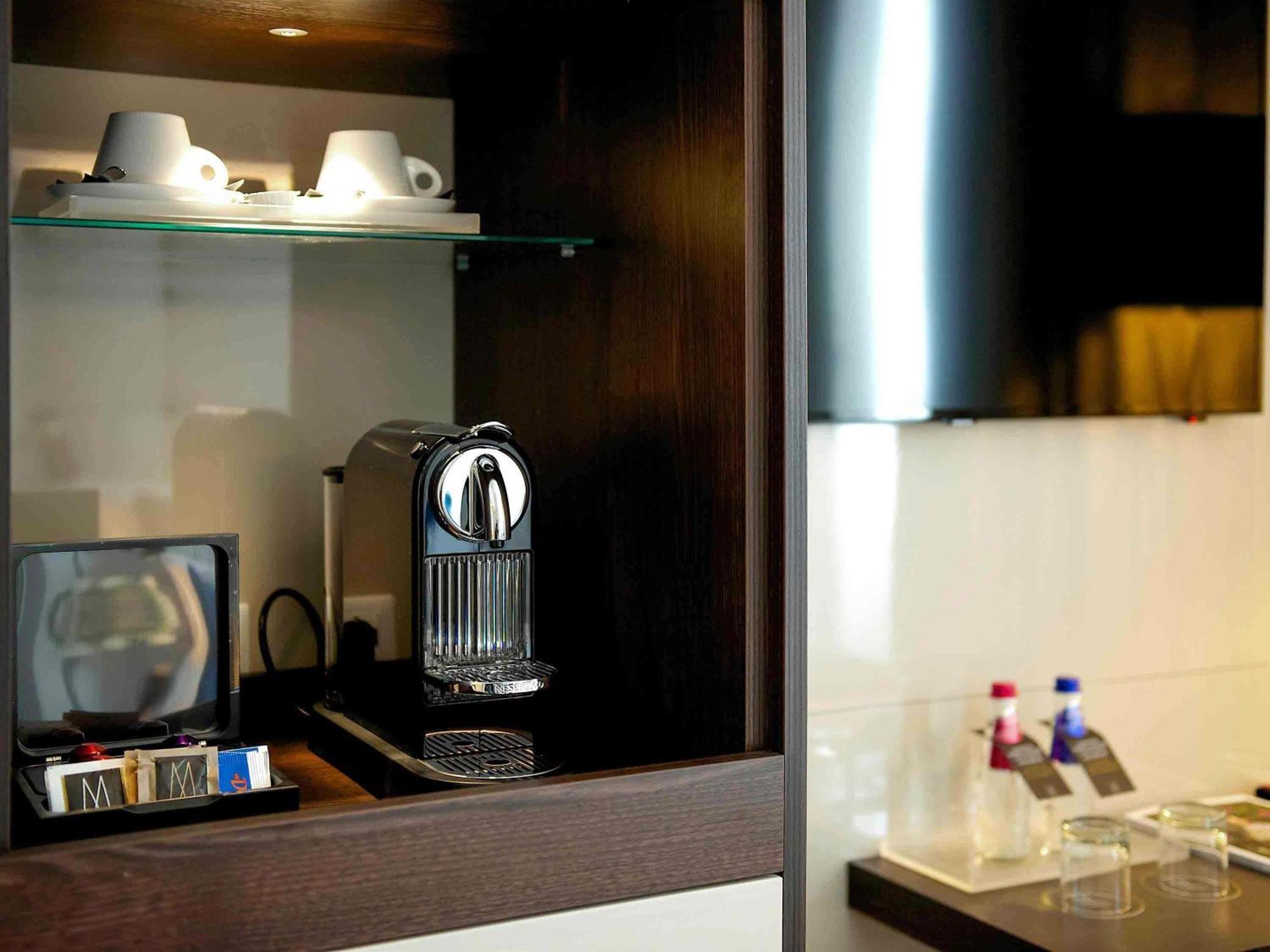 Junior King Suite Non-Smoking