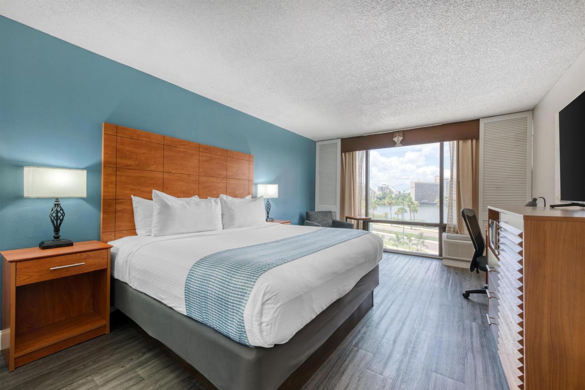 King Room