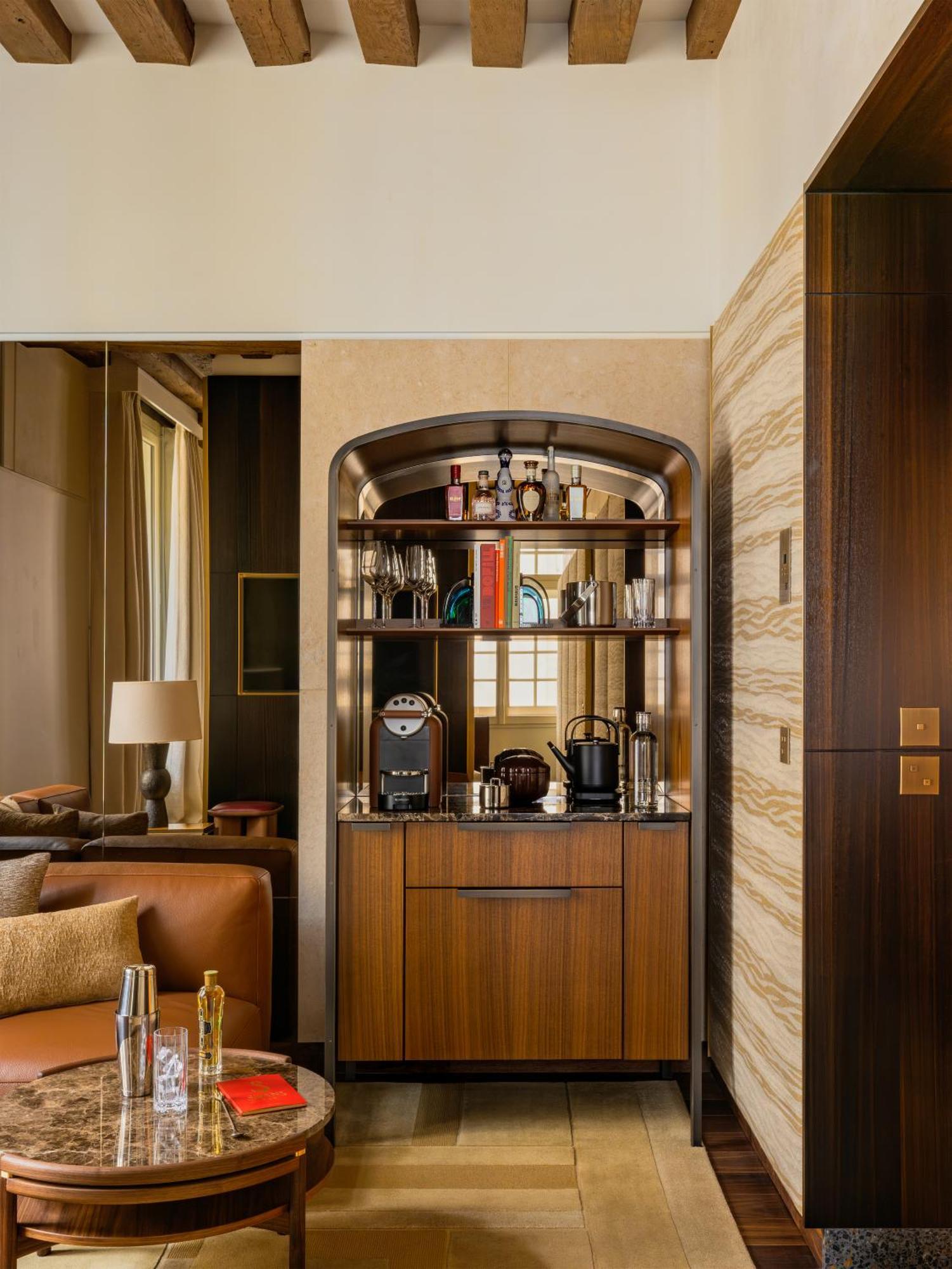Executive Suite