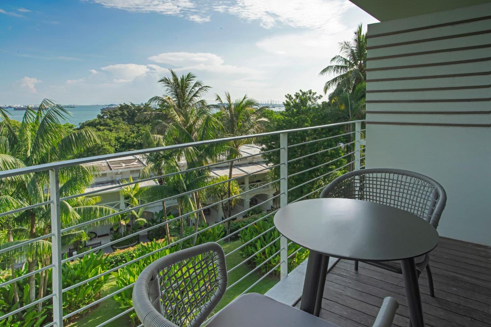 Premier King Room Balcony